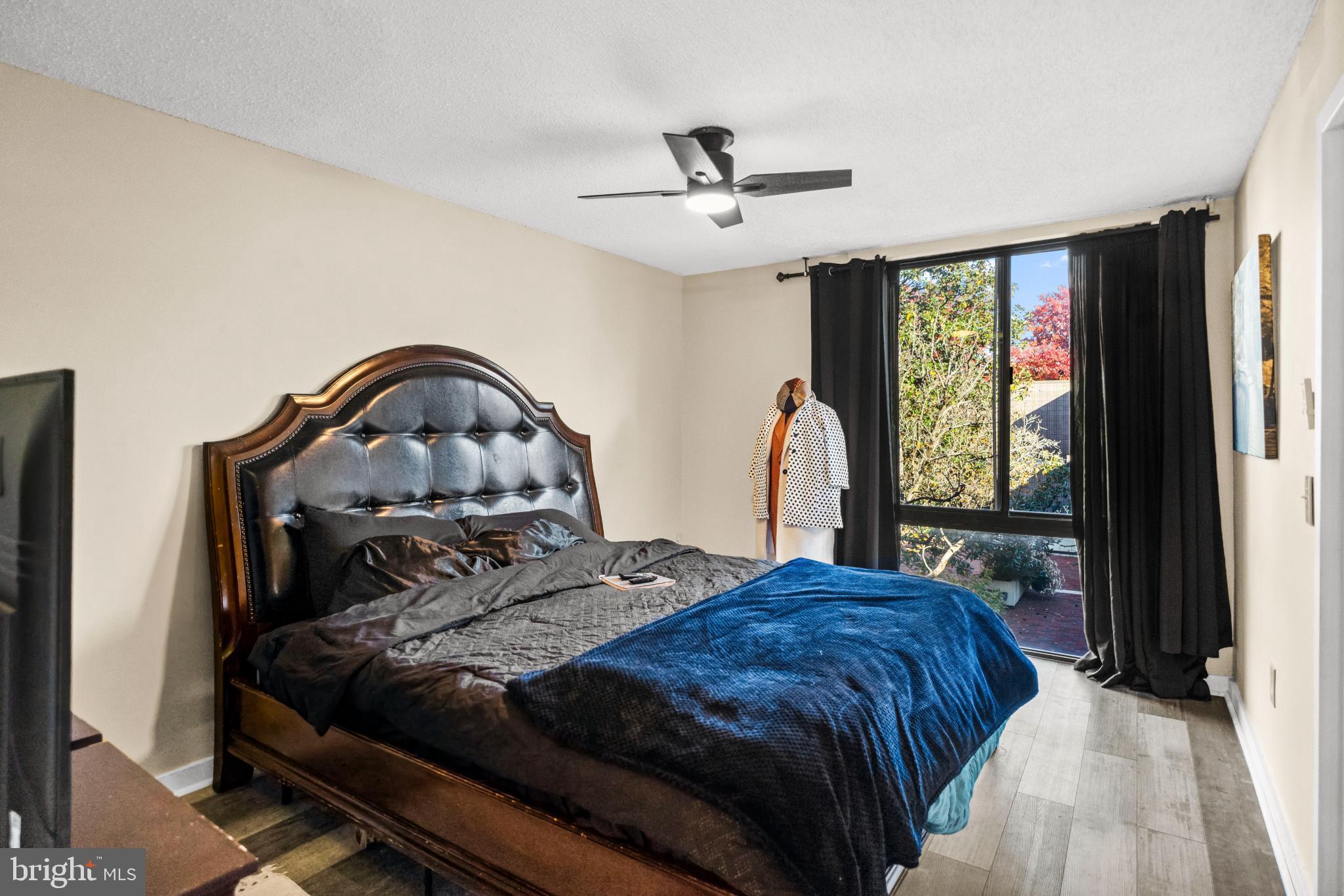 COLD SPRING NEWTOWN - Residential