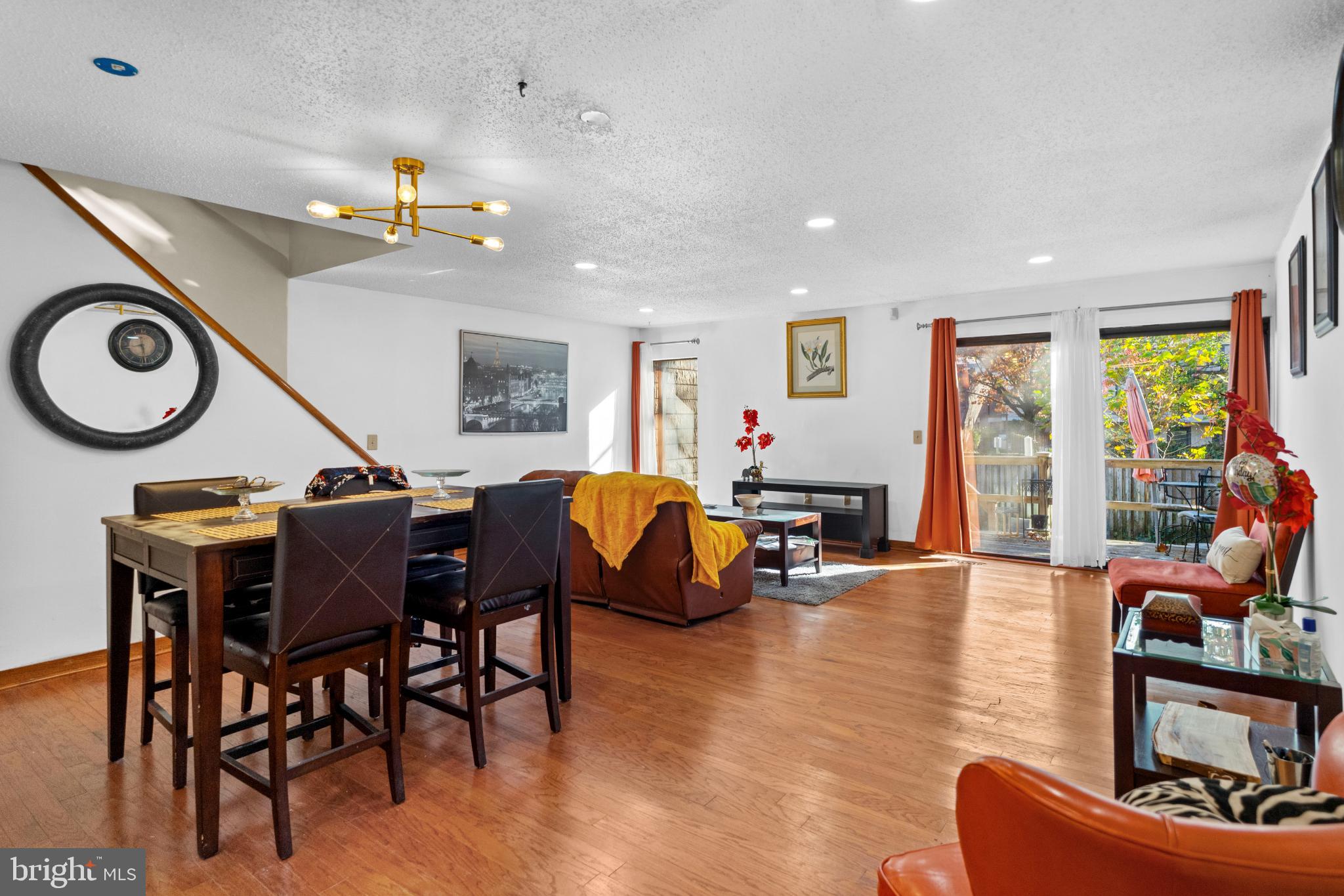 COLD SPRING NEWTOWN - Residential