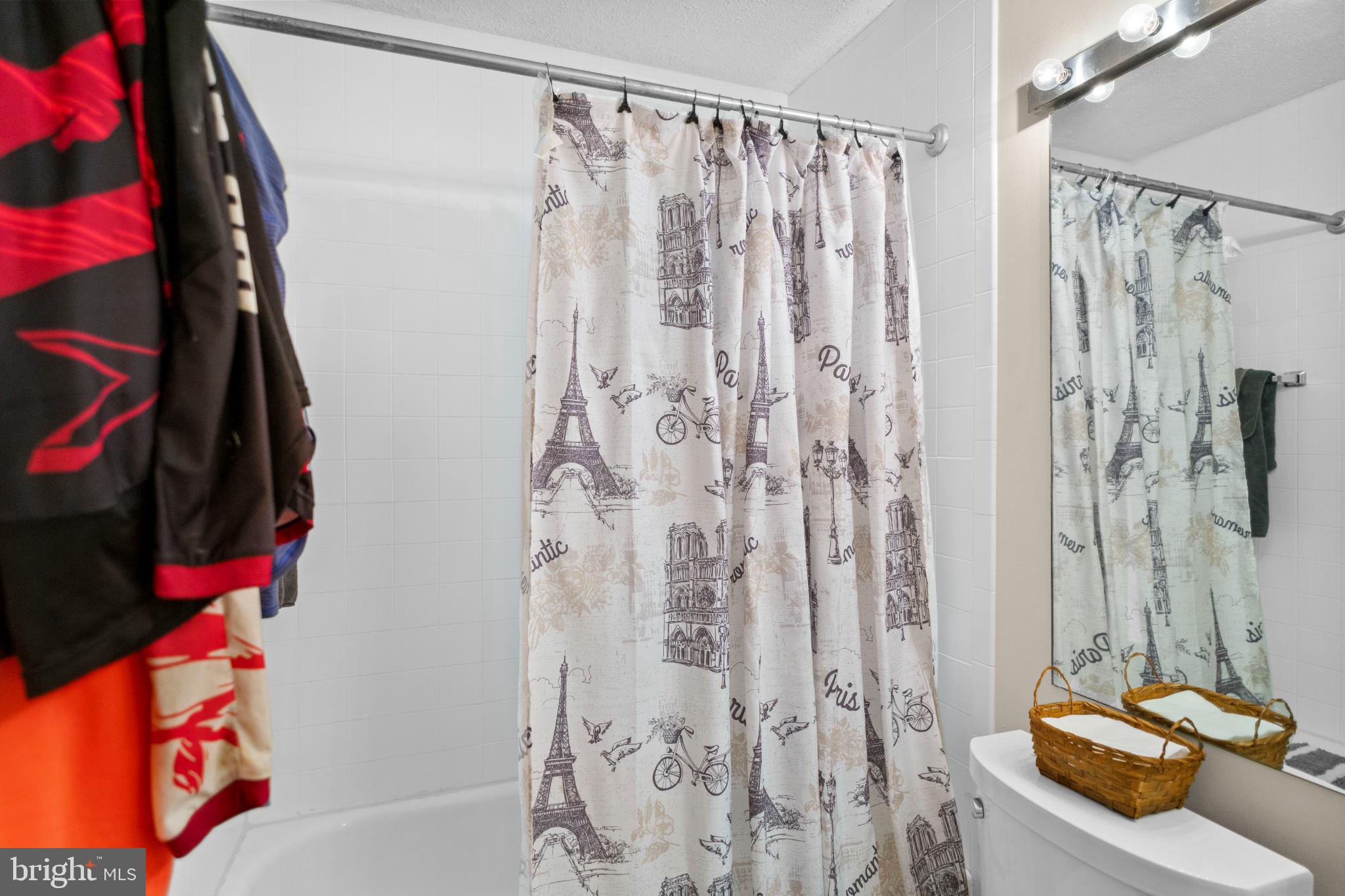 COLD SPRING NEWTOWN - Residential