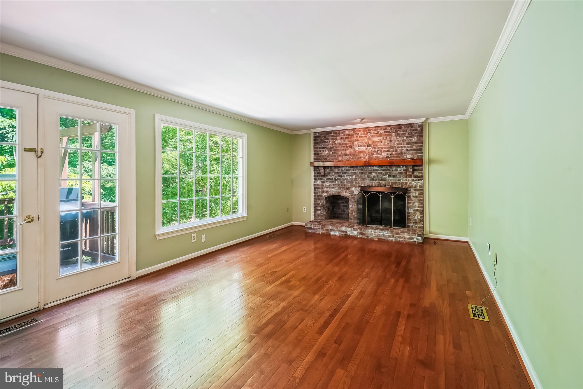 LAKE RIDGE - Residential Lease