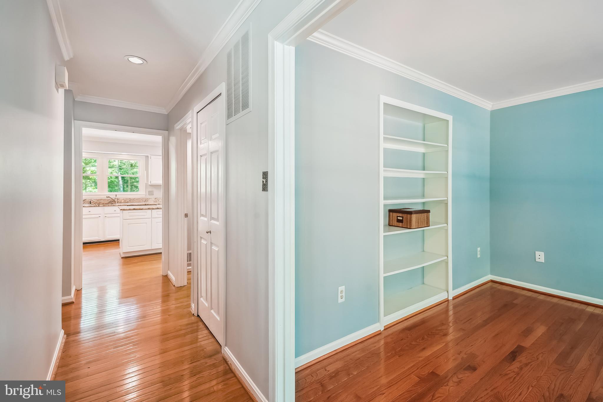 LAKE RIDGE - Residential Lease