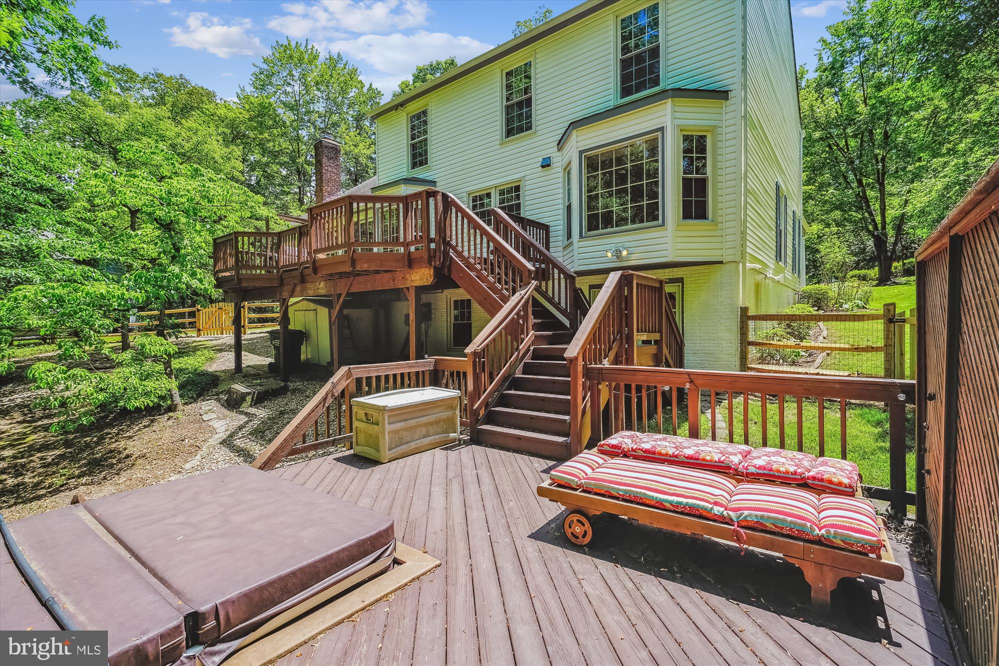 LAKE RIDGE - Residential Lease