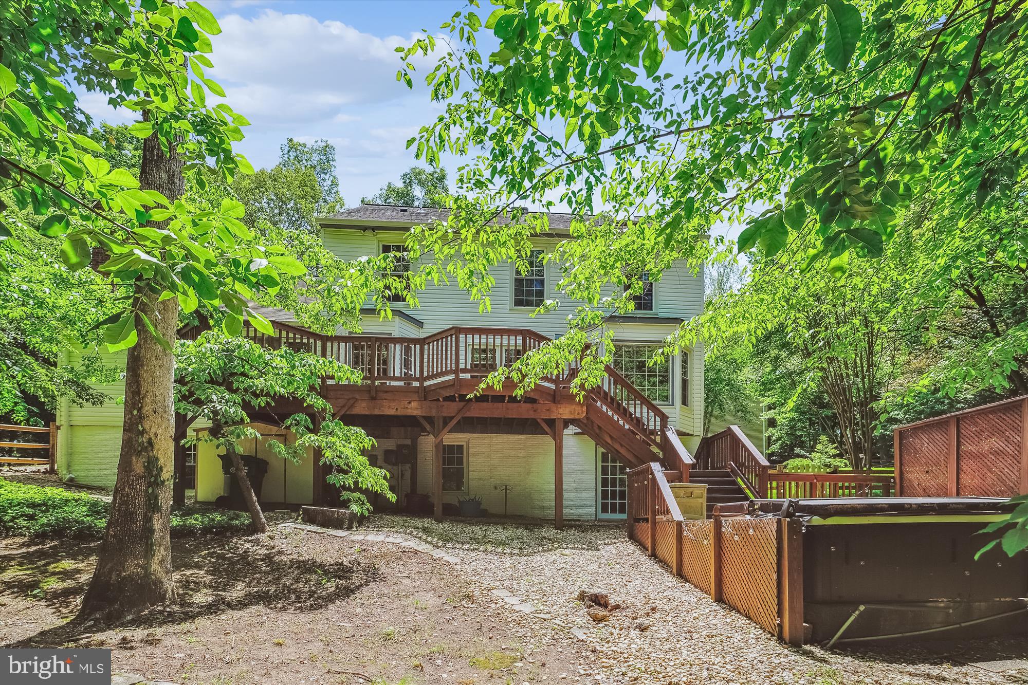 LAKE RIDGE - Residential Lease