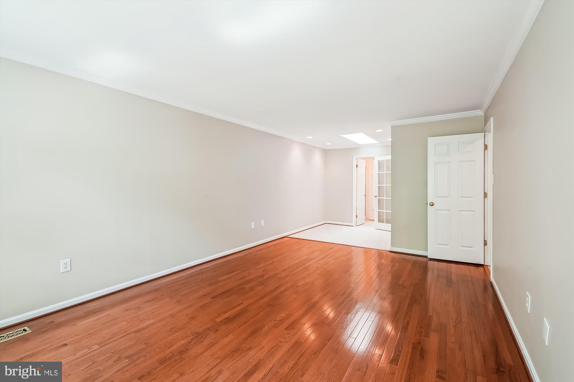 LAKE RIDGE - Residential Lease