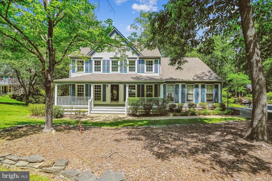 Bright and spacious 3-level detached house featuring 4 bedrooms, 3.5 bathrooms, and a 2-car attached garage. Nestled on a quiet cul-de-sac, this home welcomes you with a charming front porch and gleaming hardwood floors throughout the main level and the primary bedroom. The gourmet kitchen offers stainless steel appliances, a center island, and ample cabinet space—perfect for any home chef. Main level includes a dining room, living room, recreation area with a gas fireplace, and a dedicated office. Upstairs, the expansive primary suite boasts a sitting area, large walk-in closet, and a private en-suite bath. Two additional bedrooms and a full bath complete the upper level. The finished lower level features a 4th bedroom, full bath, and spacious recreation room. Must see!

Enjoy the outdoors with a large backyard and deck—ideal for entertaining. This home offers exceptional space, comfort, and location!