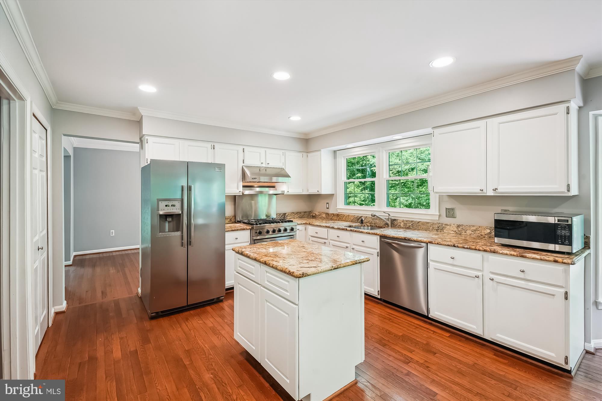 LAKE RIDGE - Residential Lease