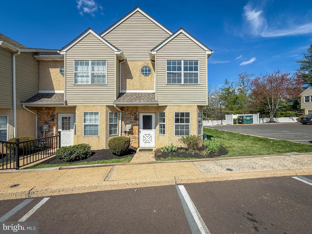 BEAVER COURT - Residential