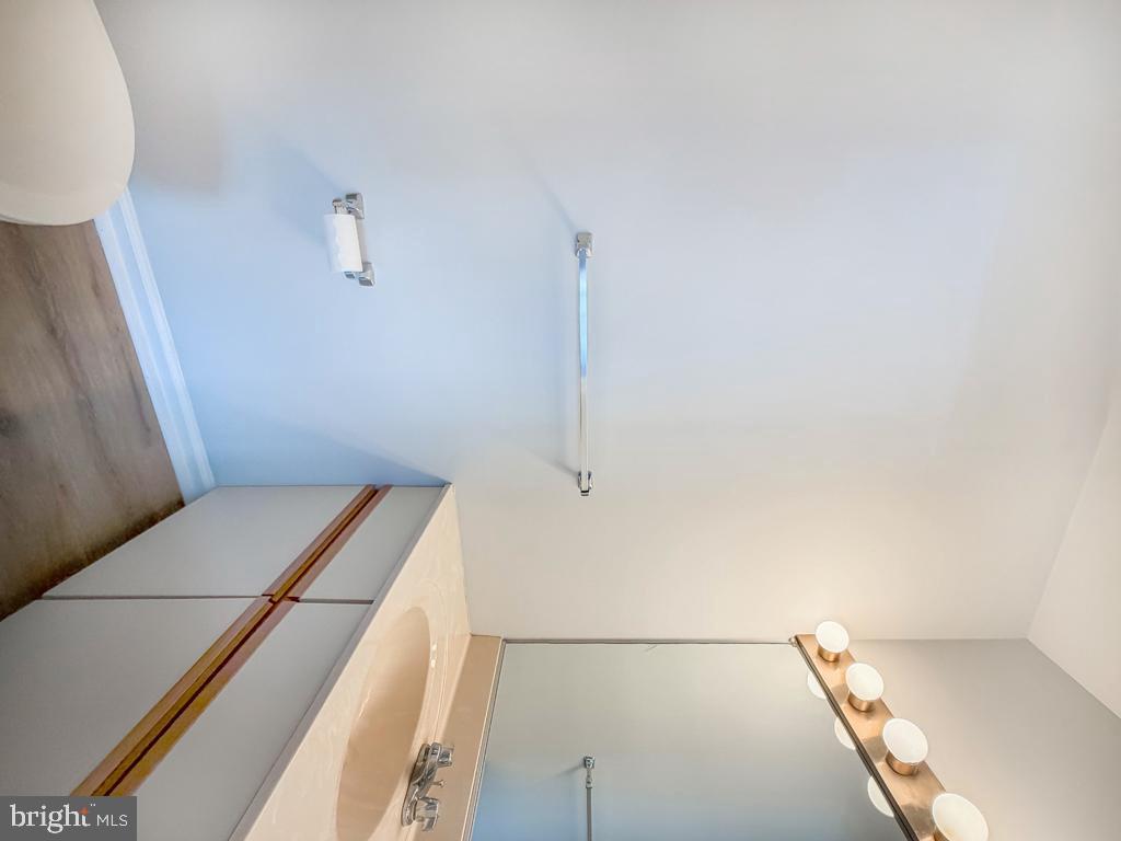 BEAVER COURT - Residential