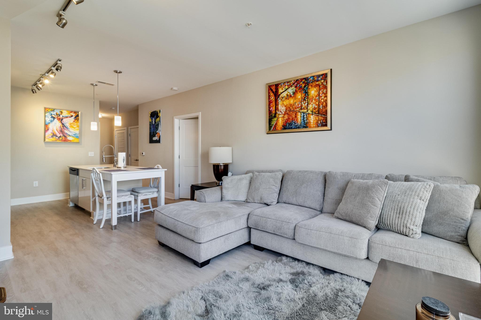 NATIONAL HARBOR - Residential