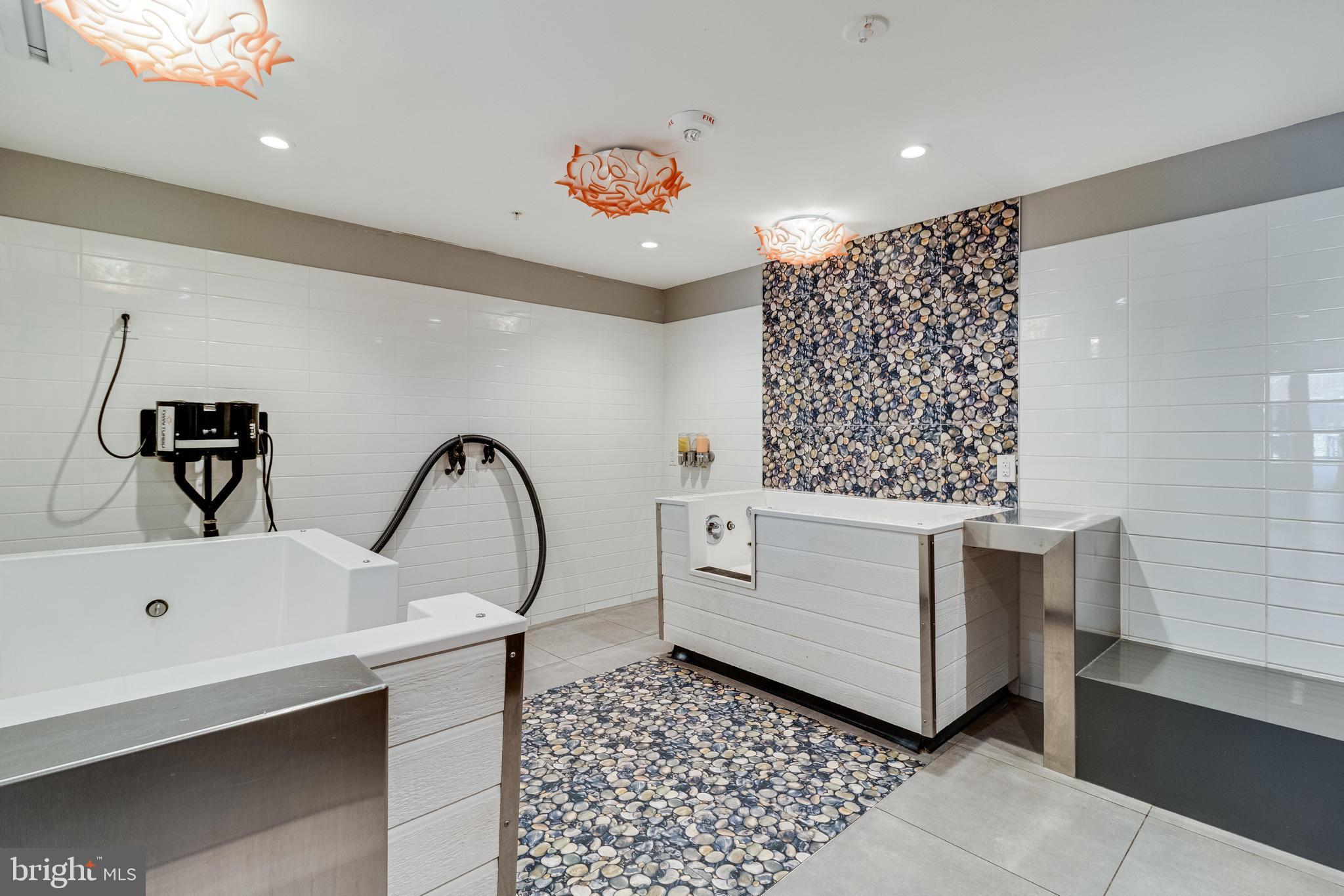 NATIONAL HARBOR - Residential