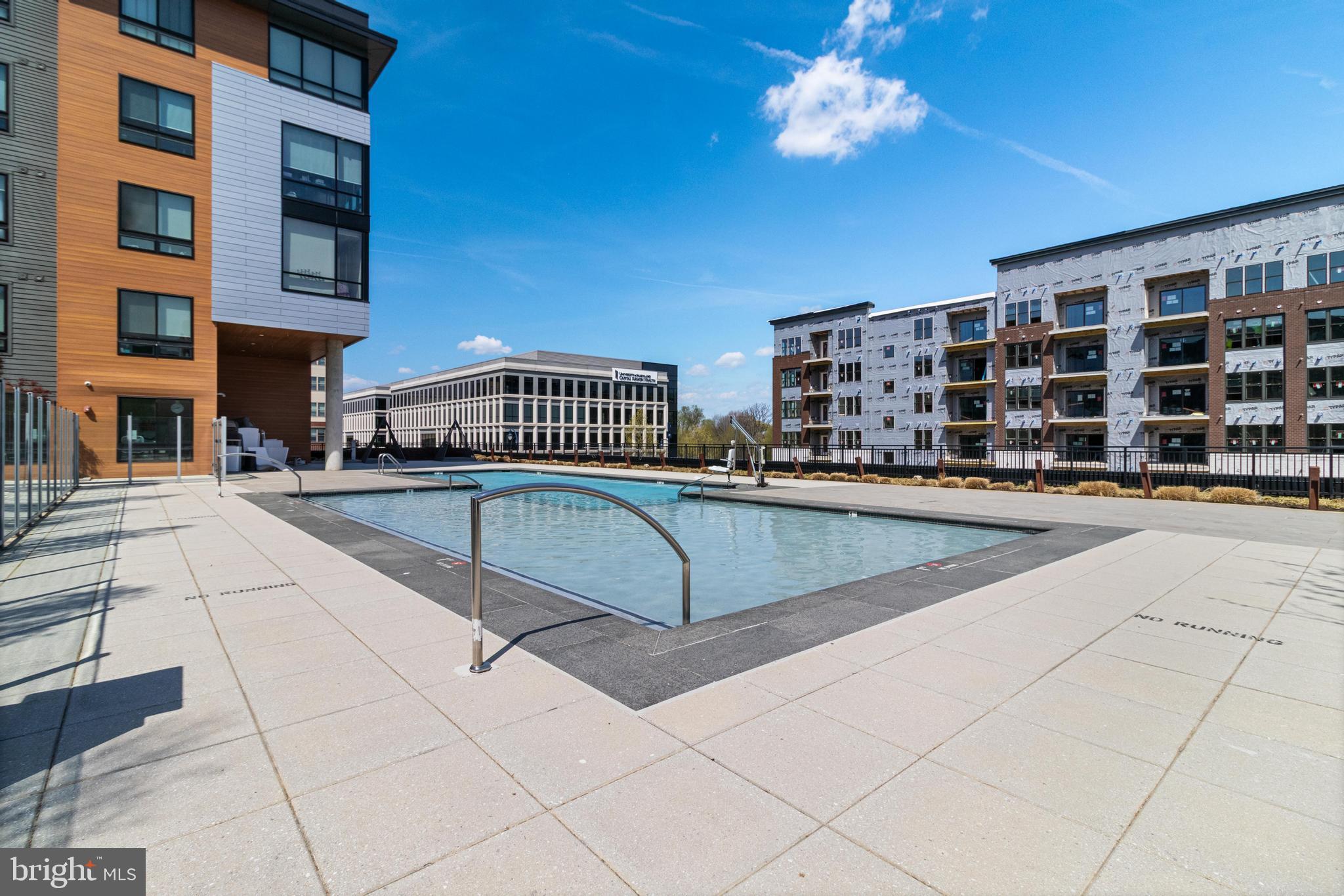 NATIONAL HARBOR - Residential