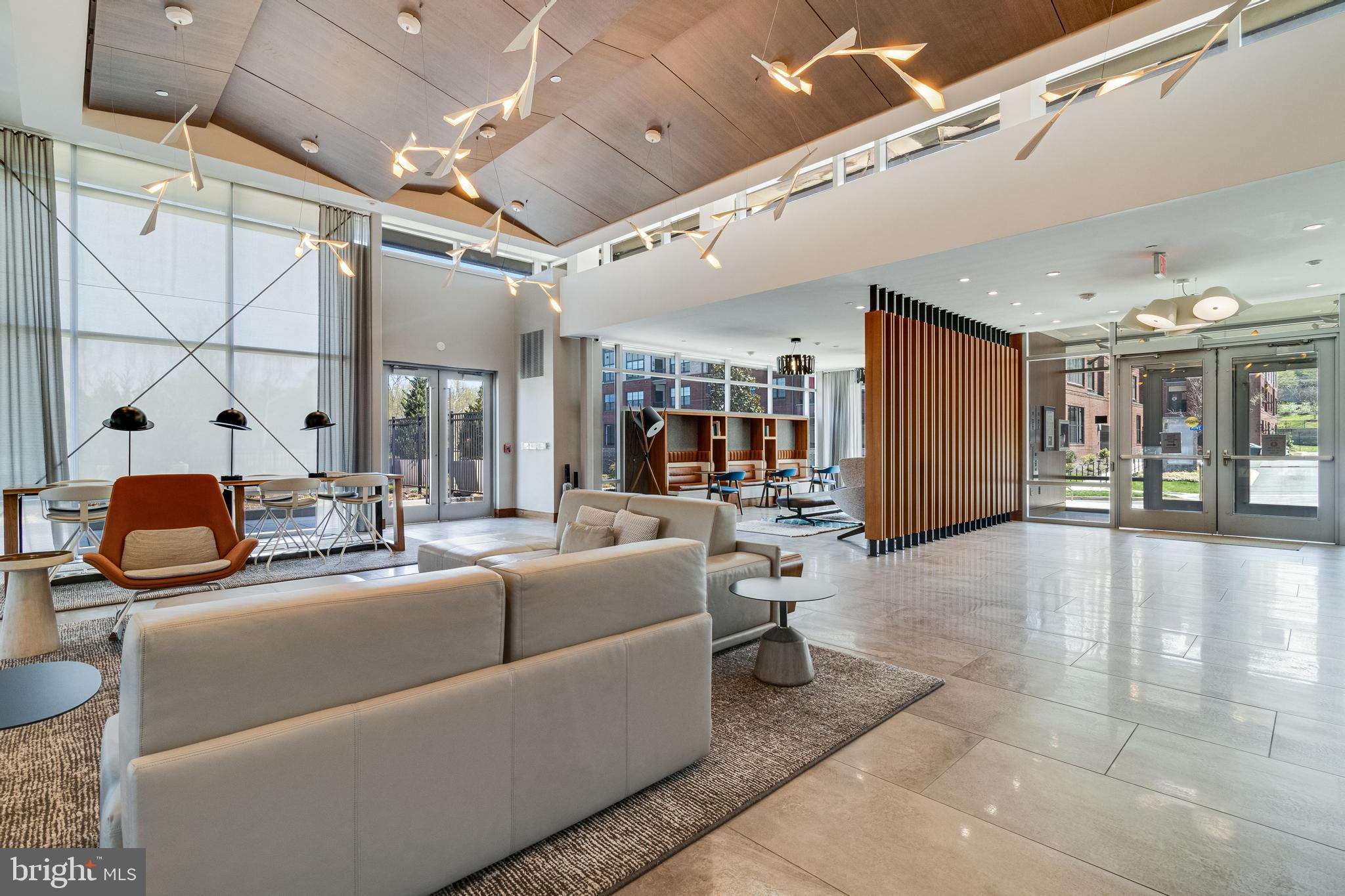 NATIONAL HARBOR - Residential