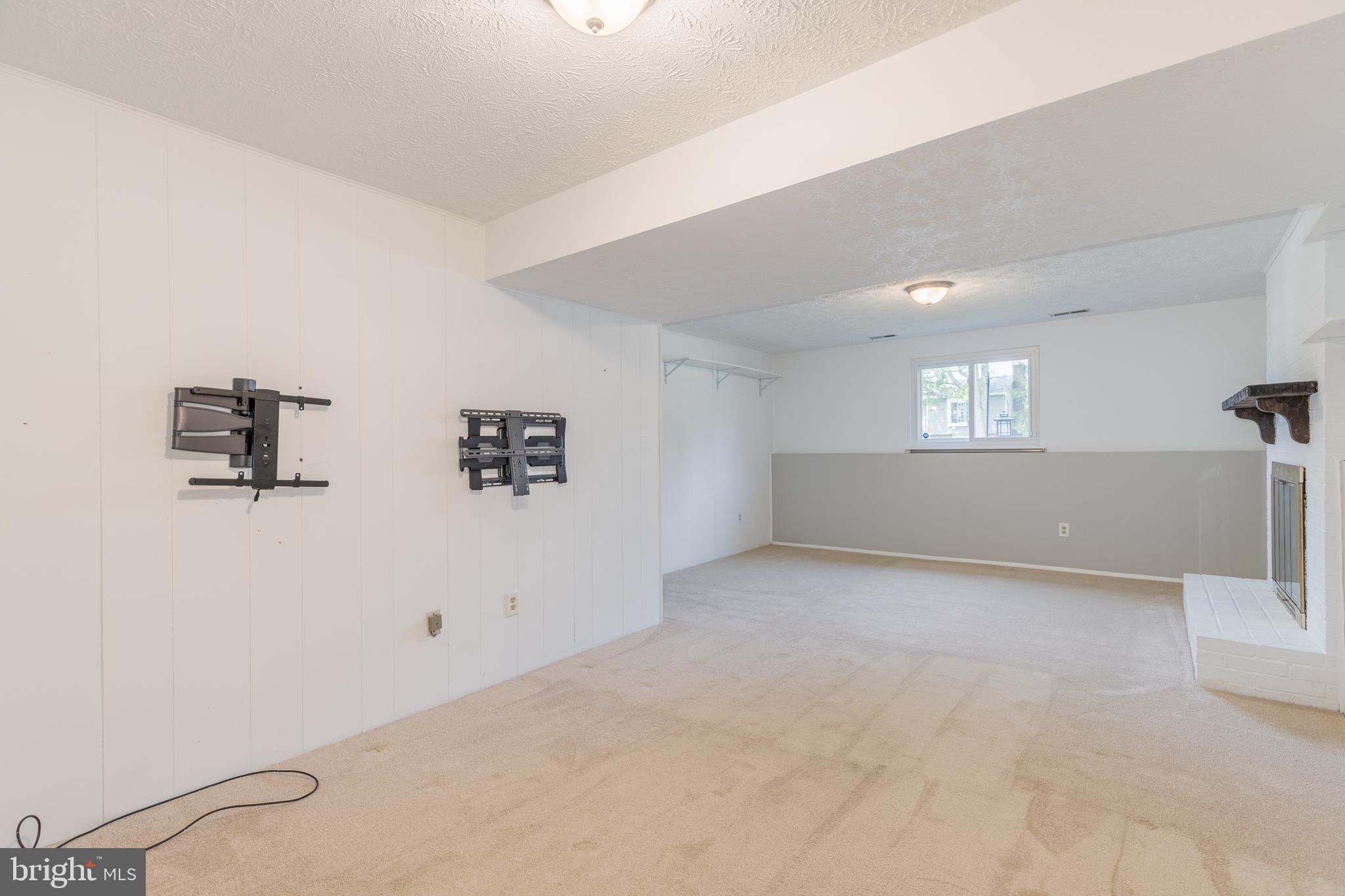 GLYNDON/REISTERSTOWN - Residential