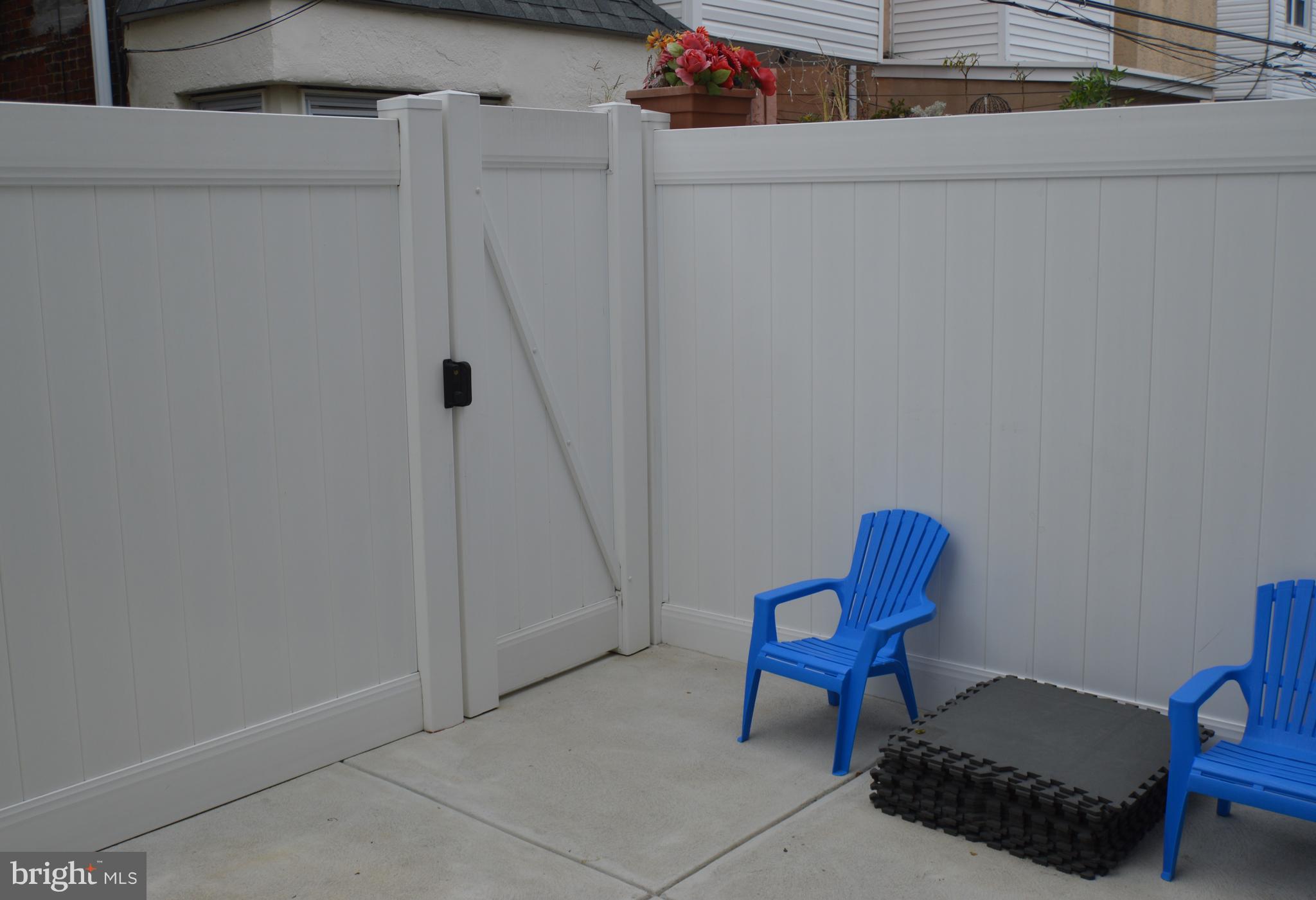 GIRARD ESTATES - Residential