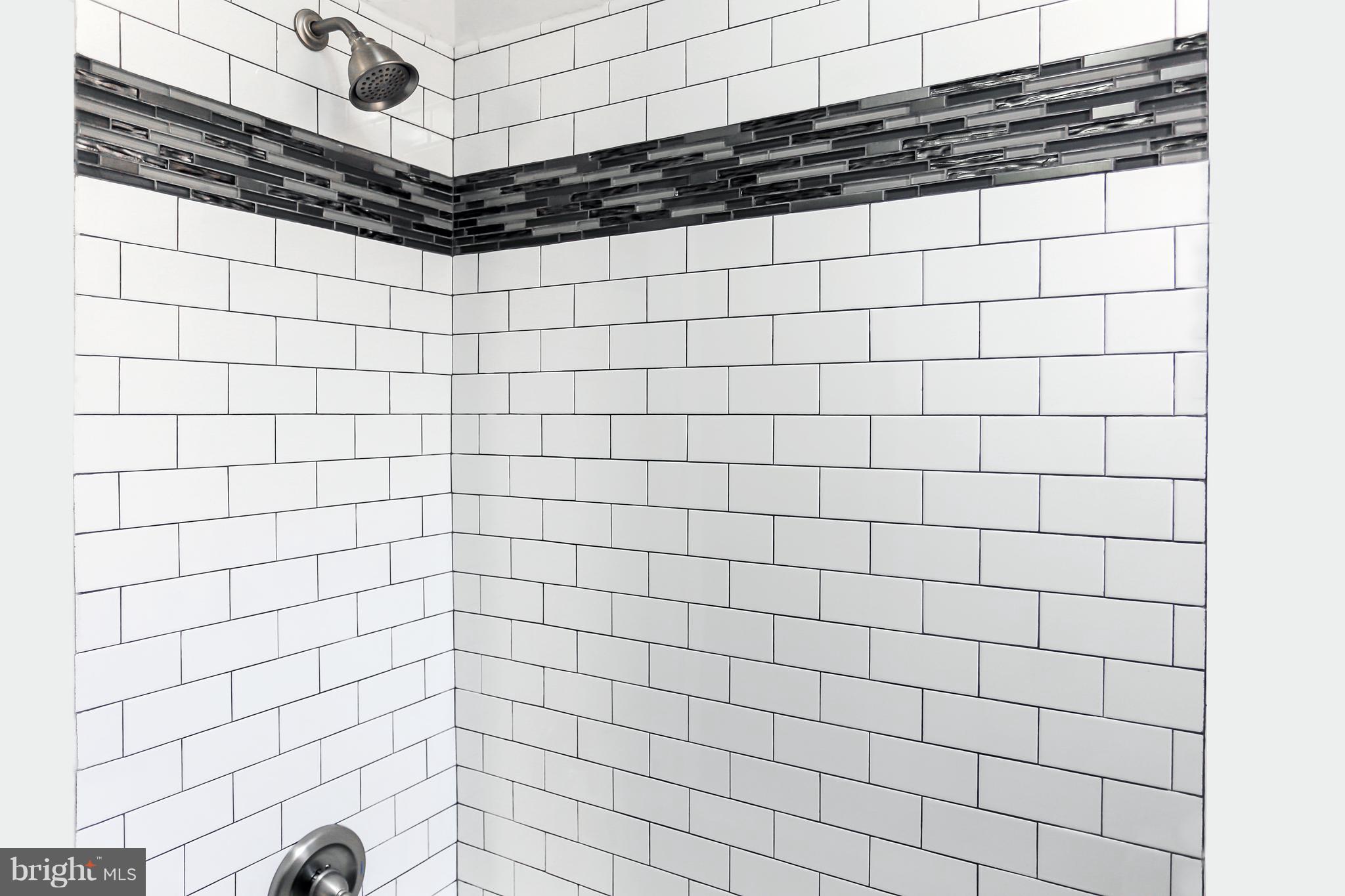 GIRARD ESTATES - Residential