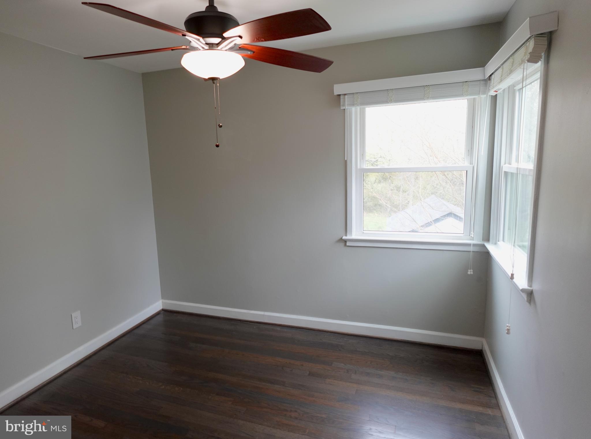 SILVER ROCK PARK - Residential Lease