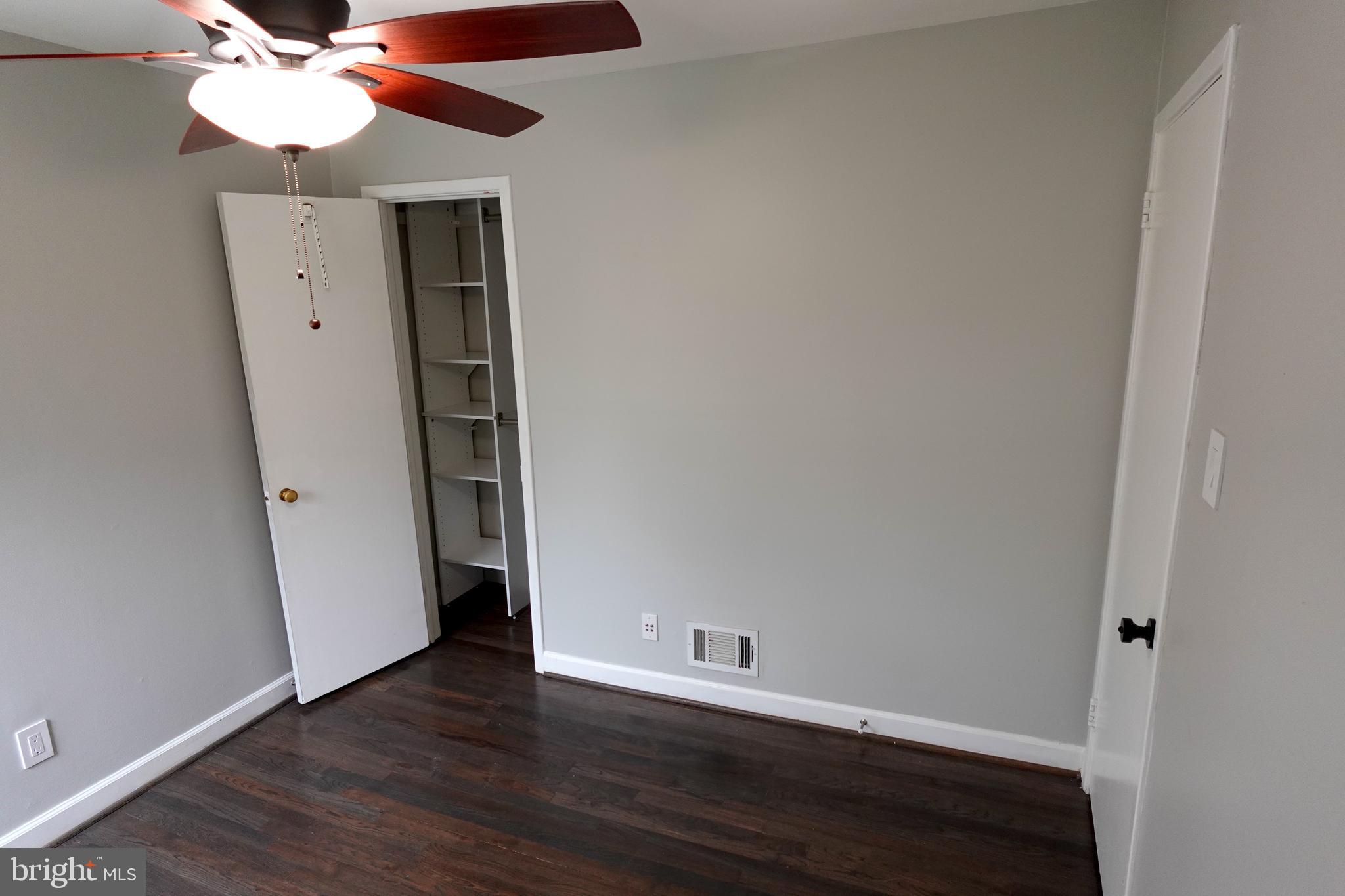 SILVER ROCK PARK - Residential Lease