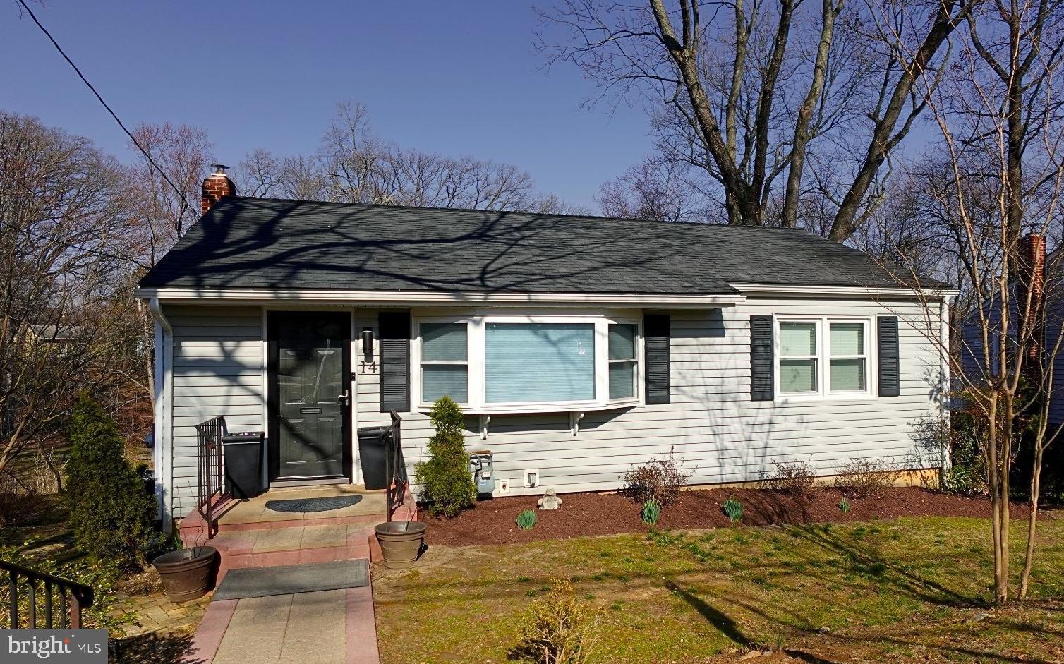 SILVER ROCK PARK - Residential Lease