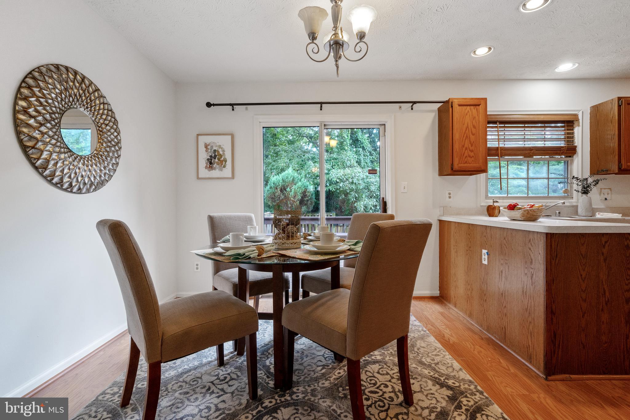 SEVEN OAKS - Residential