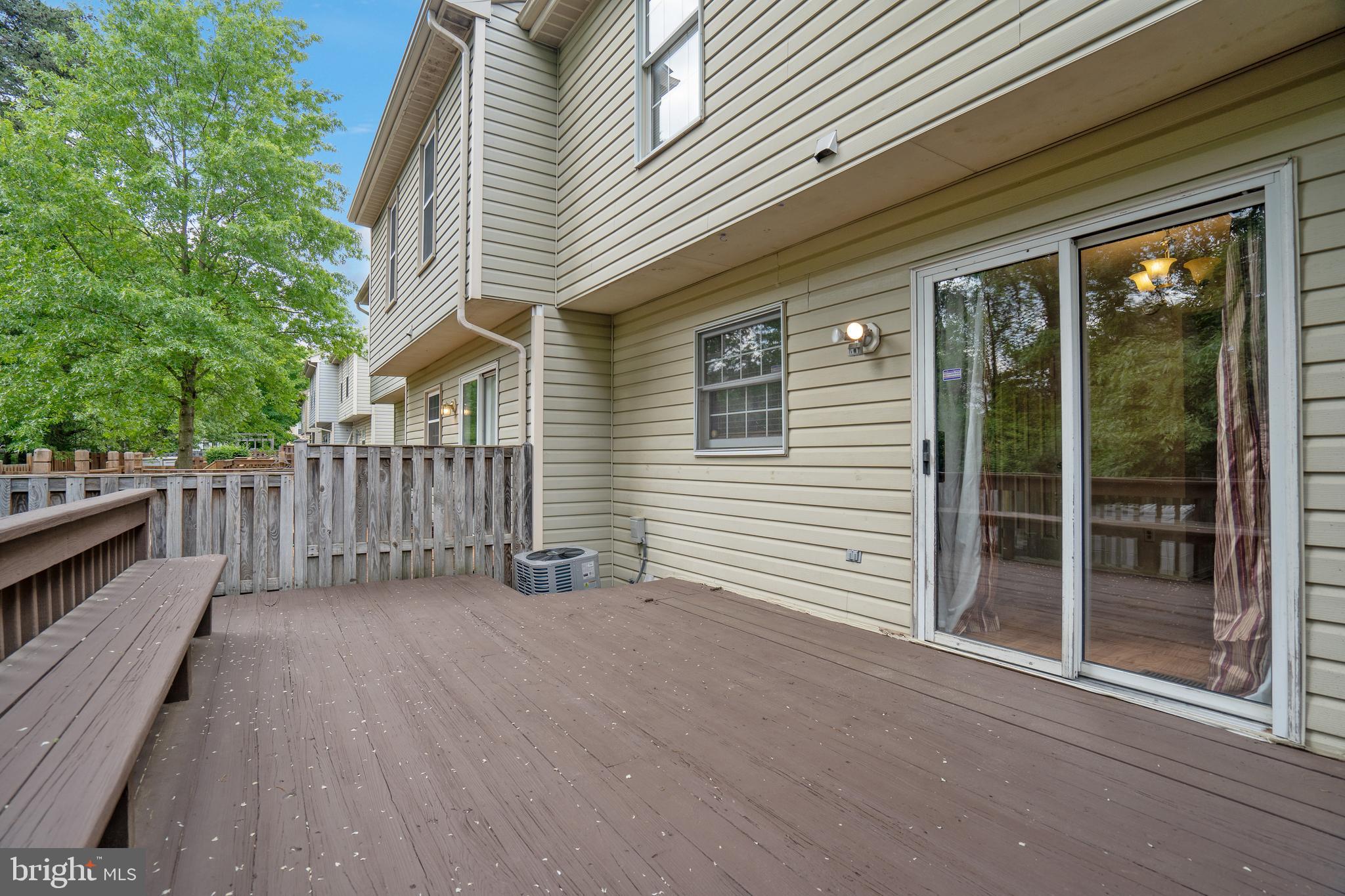 SEVEN OAKS - Residential