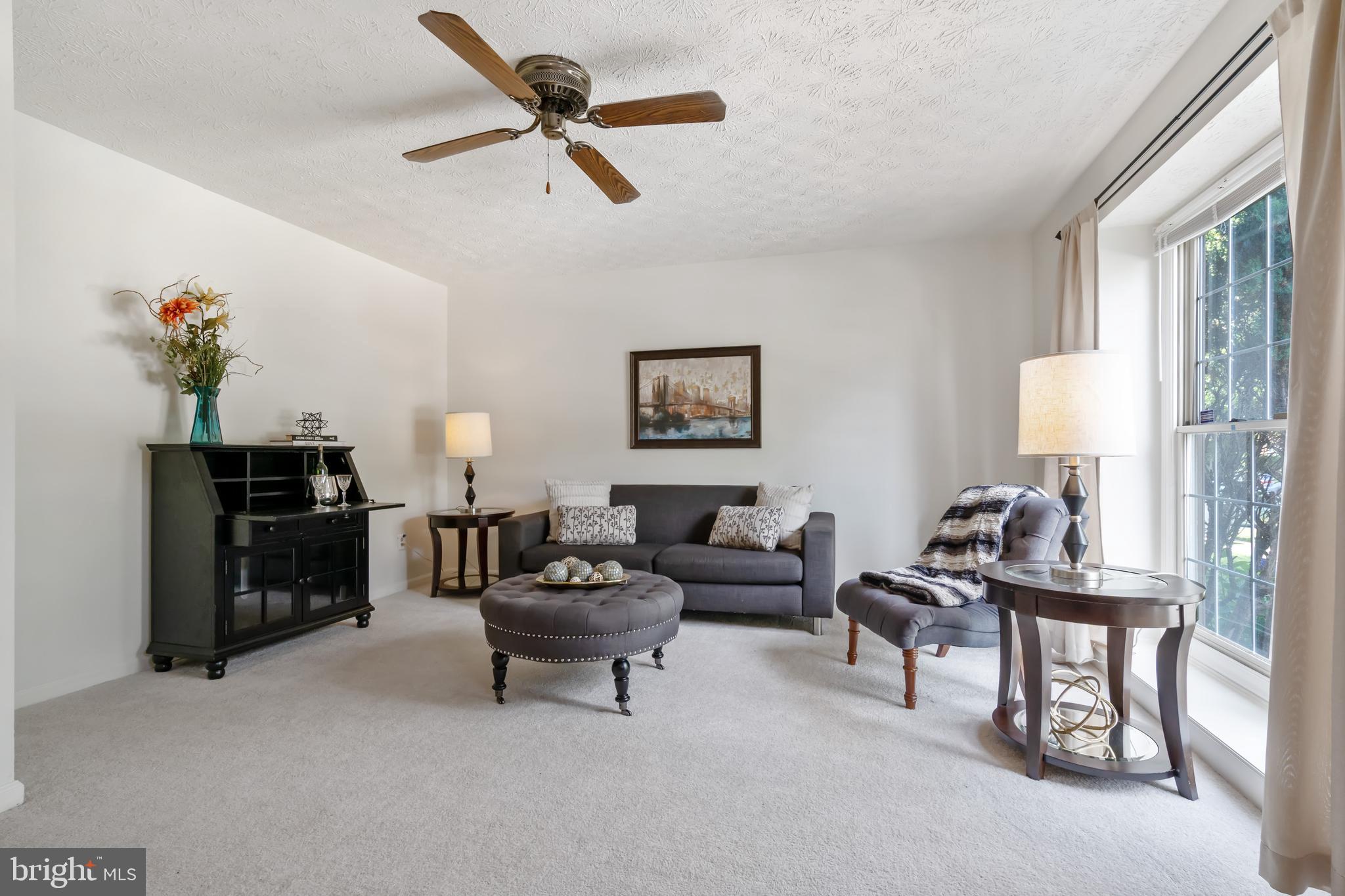 SEVEN OAKS - Residential