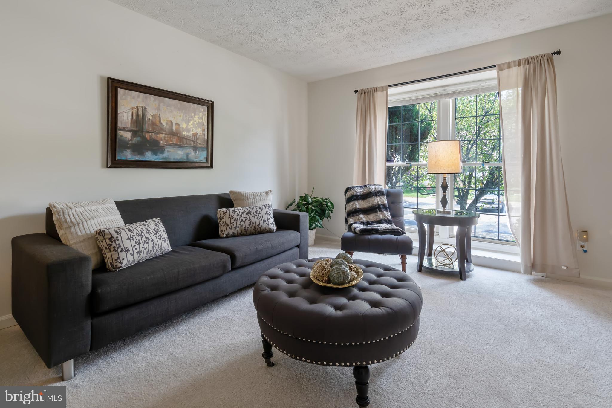 SEVEN OAKS - Residential