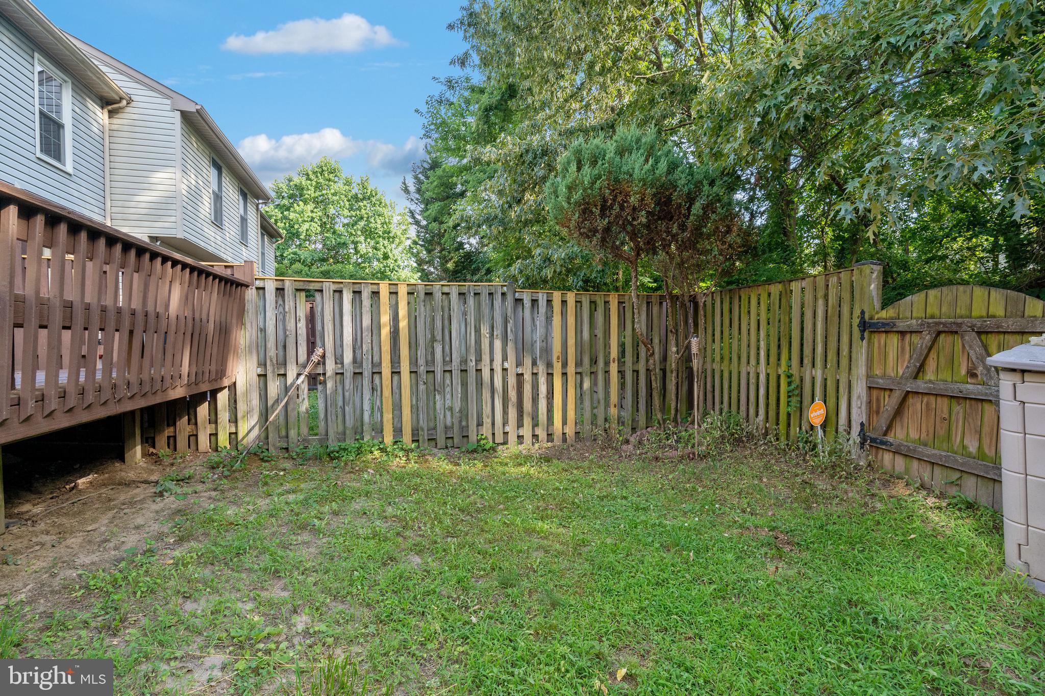 SEVEN OAKS - Residential