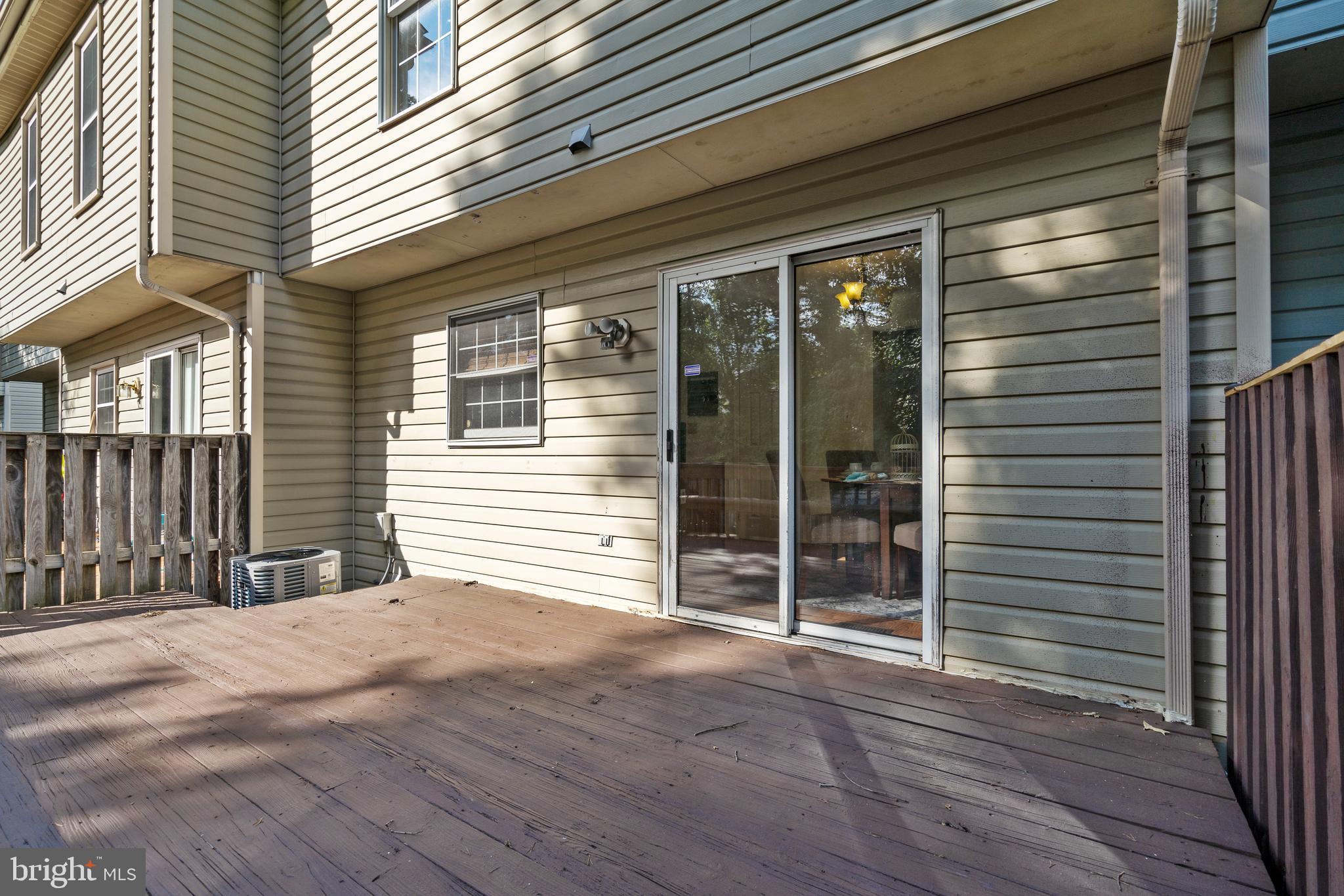 SEVEN OAKS - Residential