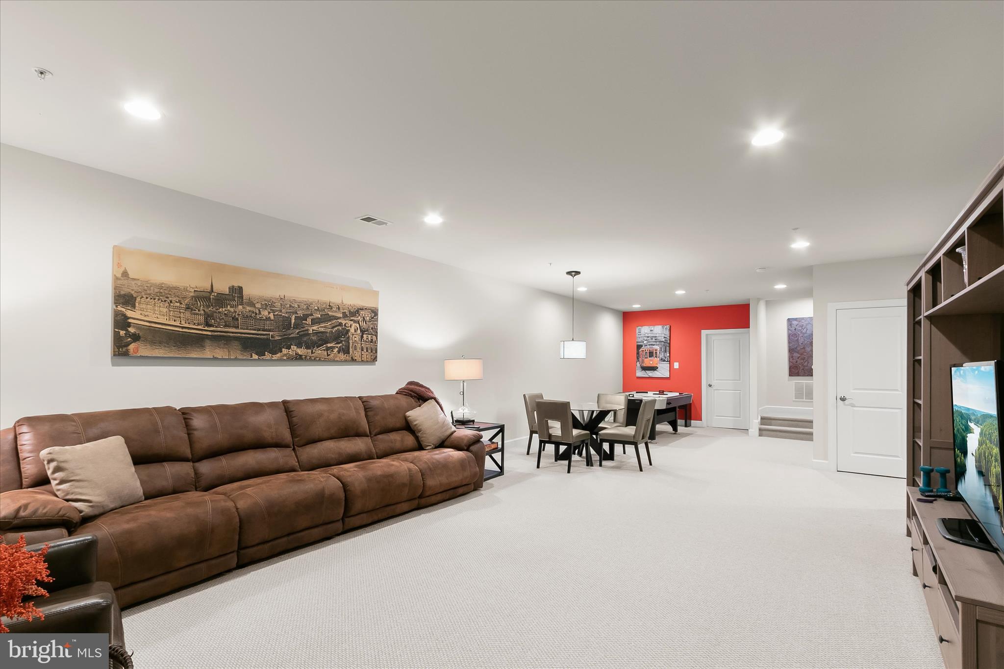 MAPLE LAWN - Residential