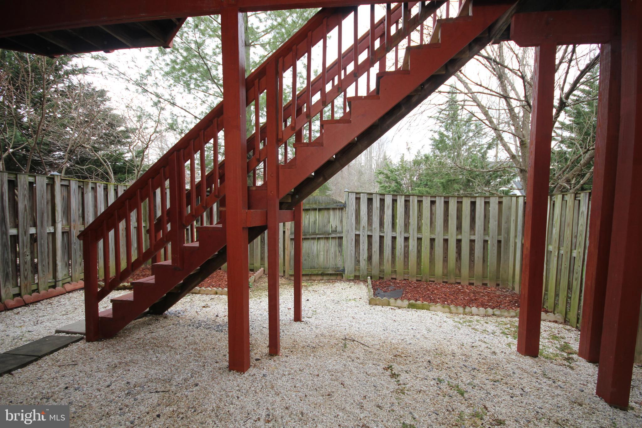 CARRIAGE LAWN - Residential