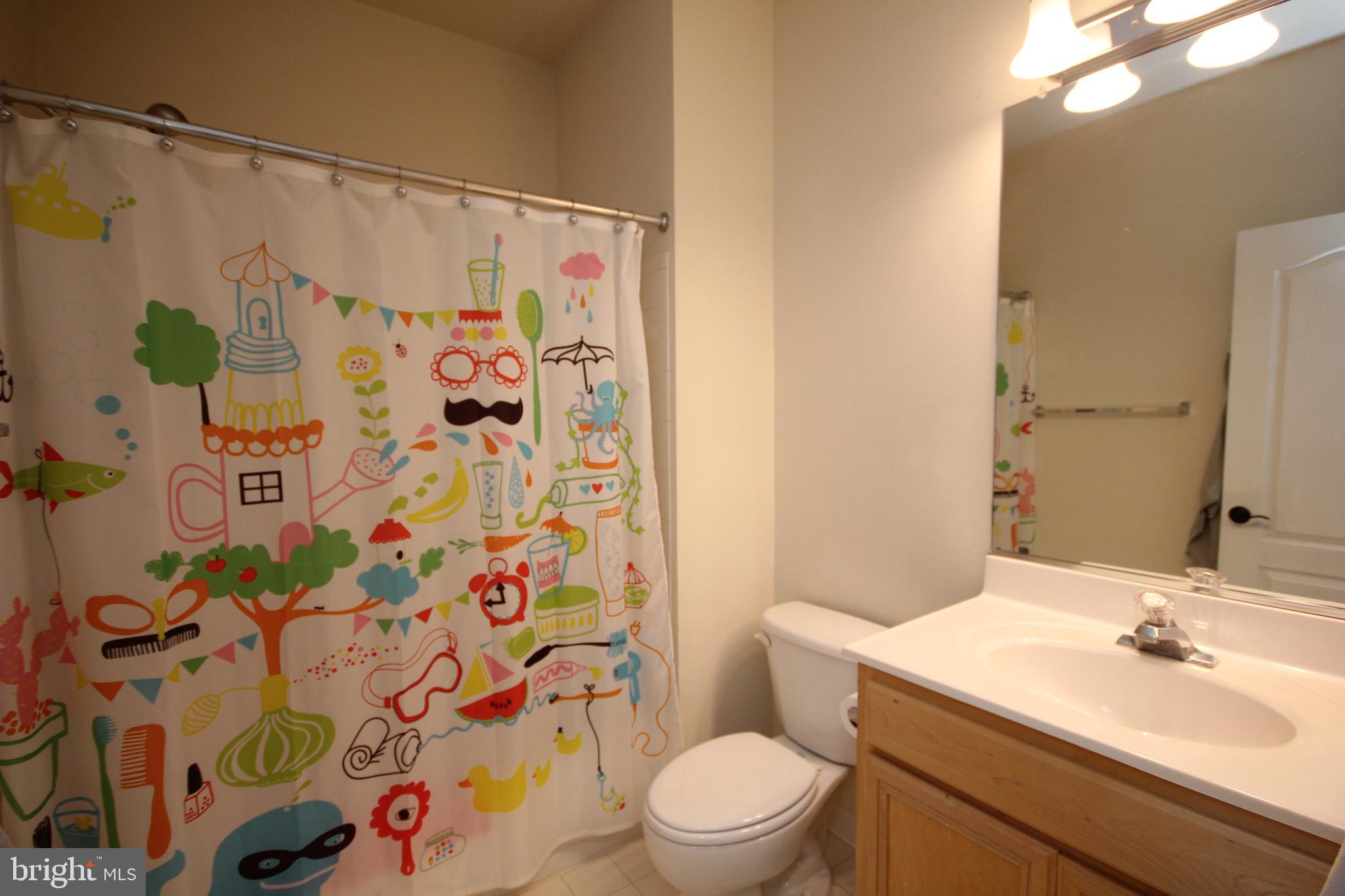 CARRIAGE LAWN - Residential