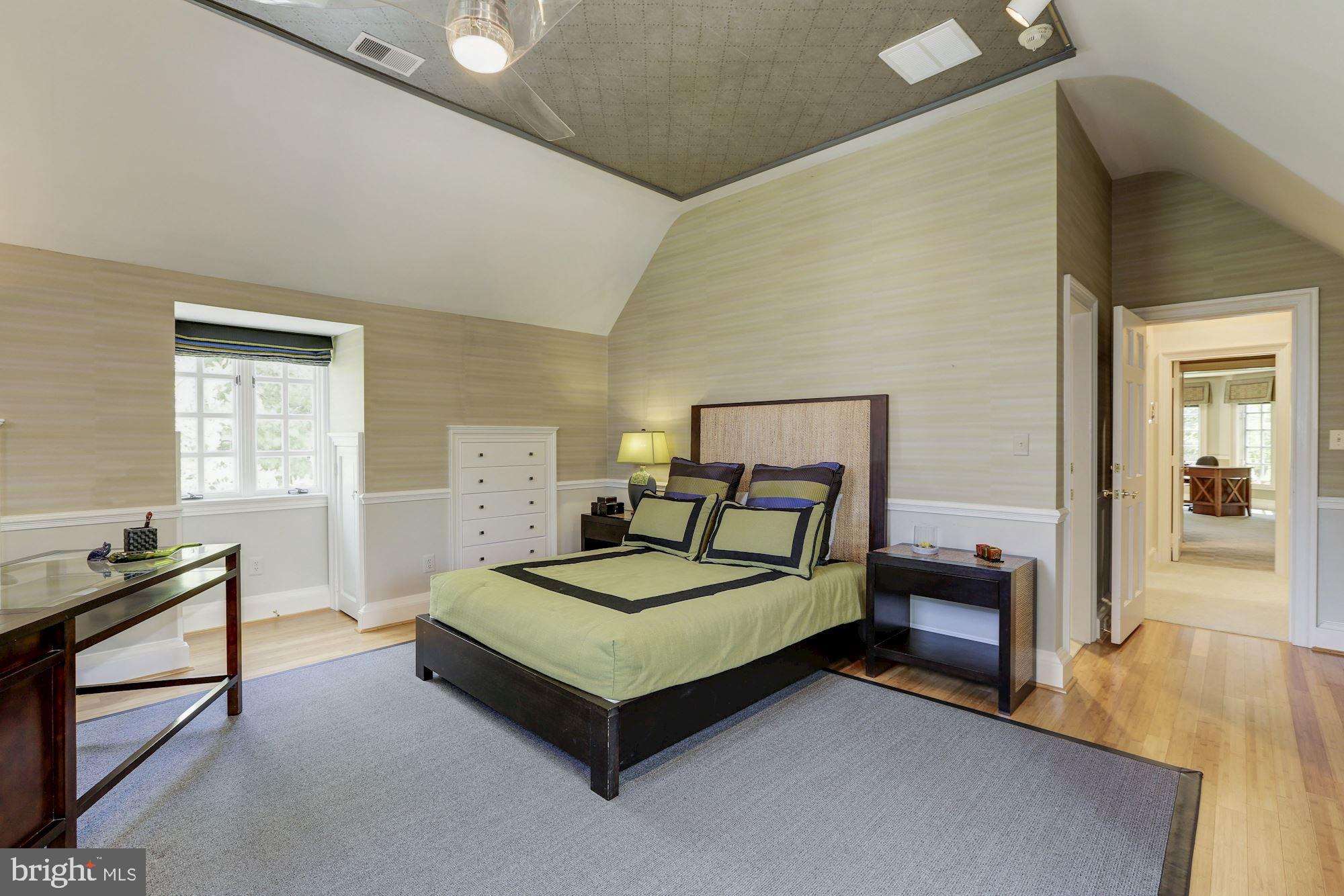 VIERS MILL VILLAGE - Residential