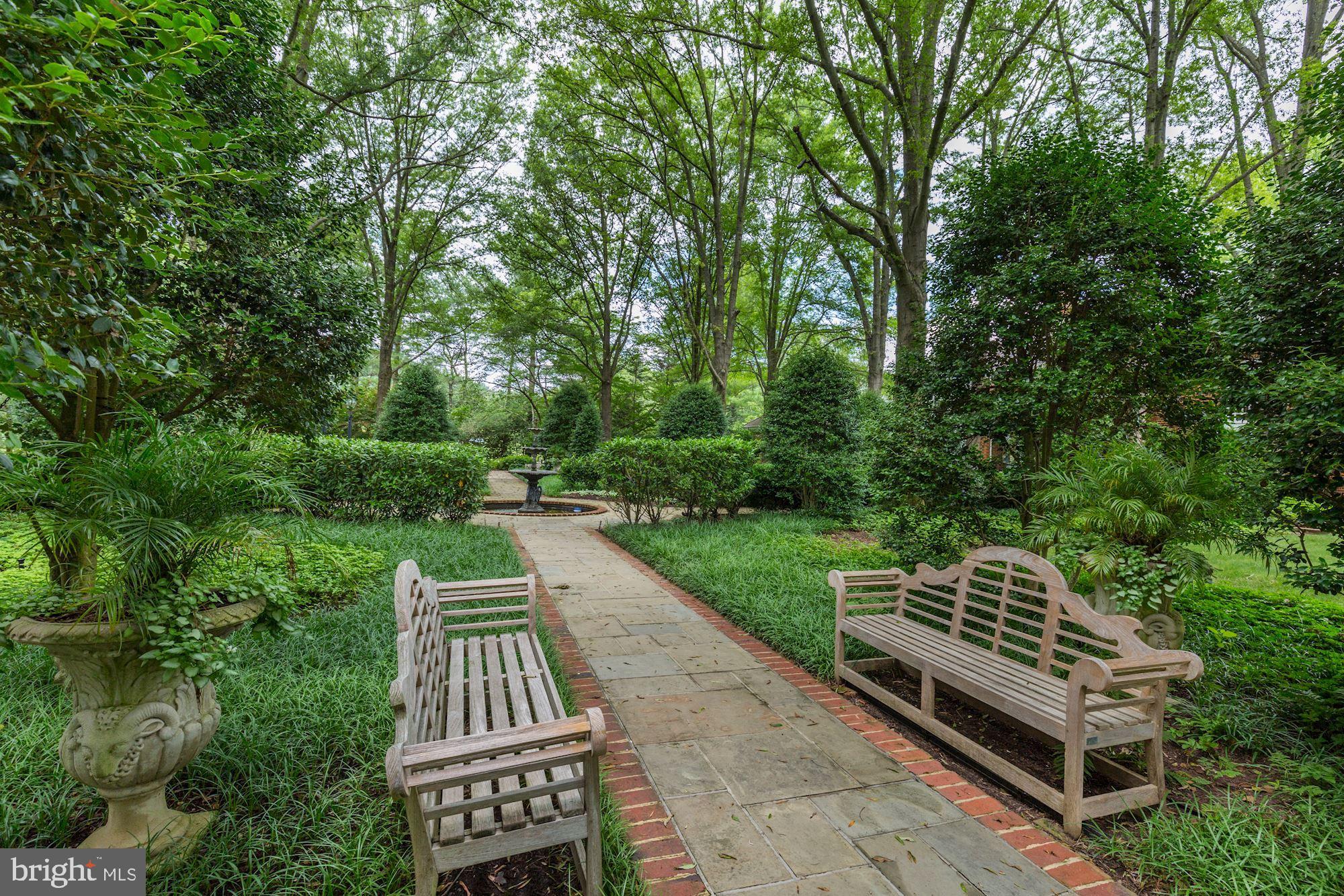 VIERS MILL VILLAGE - Residential