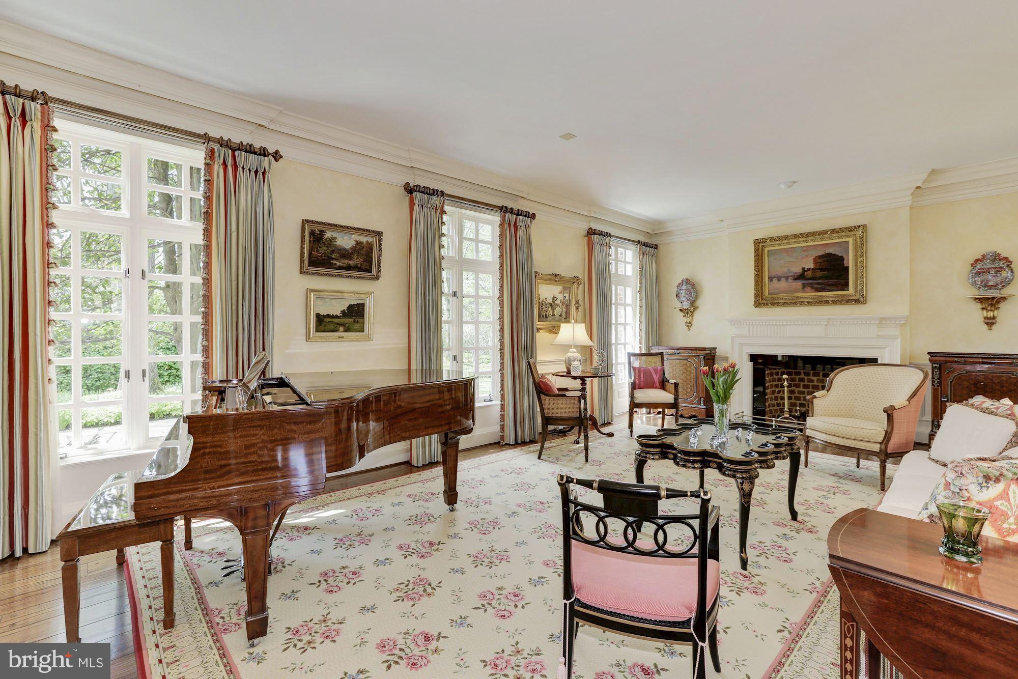 VIERS MILL VILLAGE - Residential