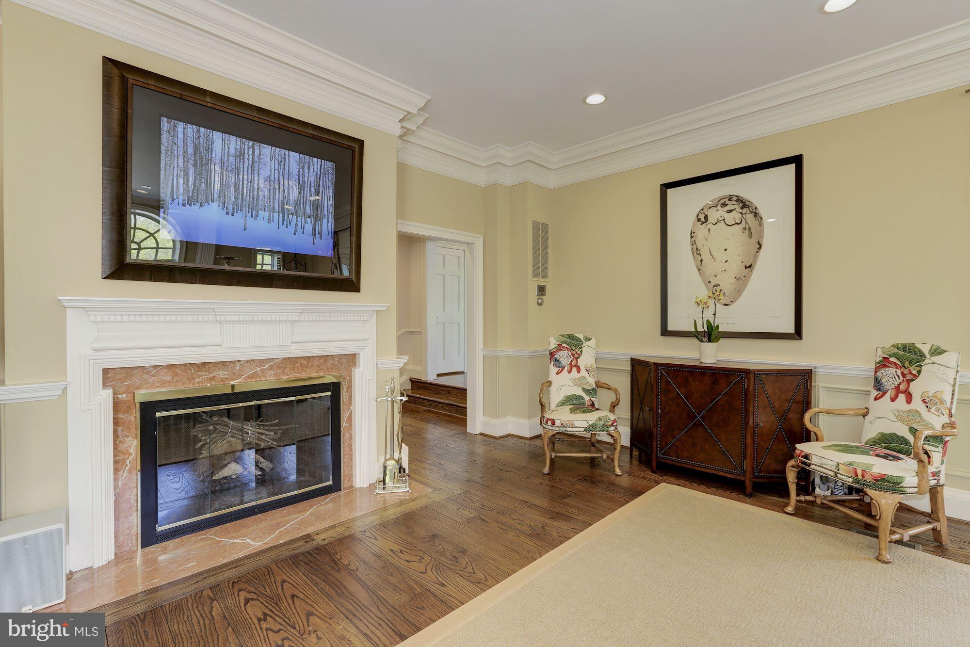 VIERS MILL VILLAGE - Residential