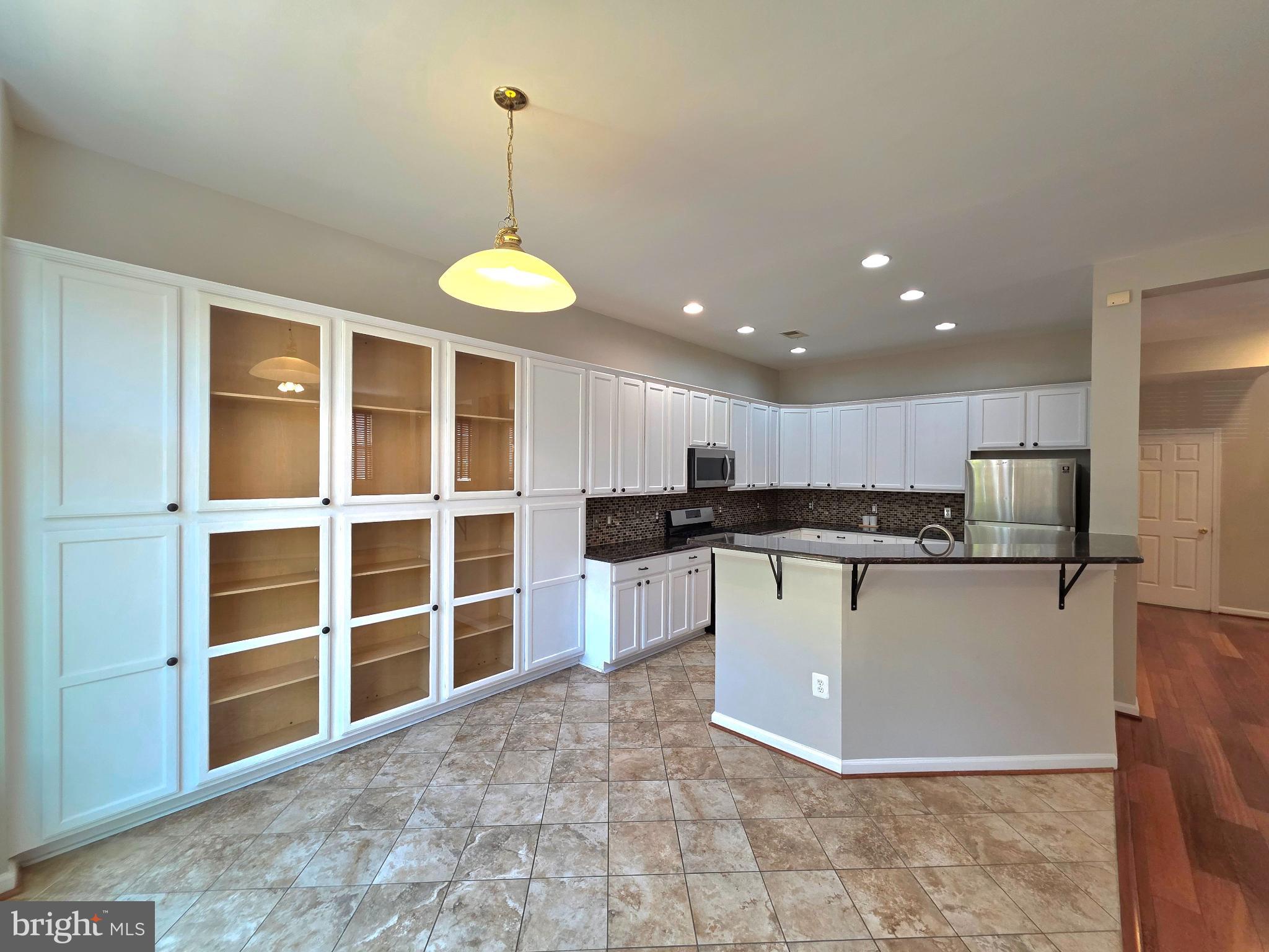 VILLAGE AT LORTON VALLEY - Residential Lease