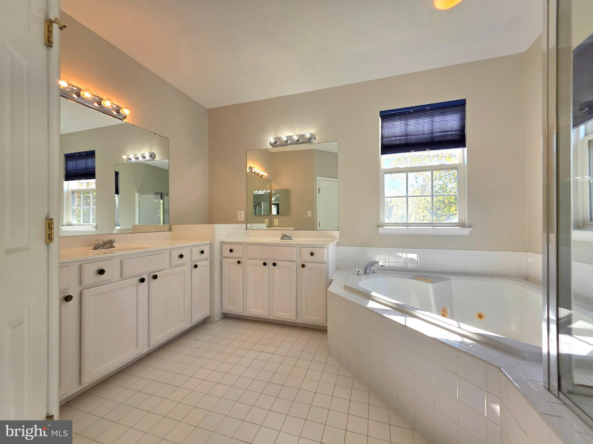 VILLAGE AT LORTON VALLEY - Residential Lease