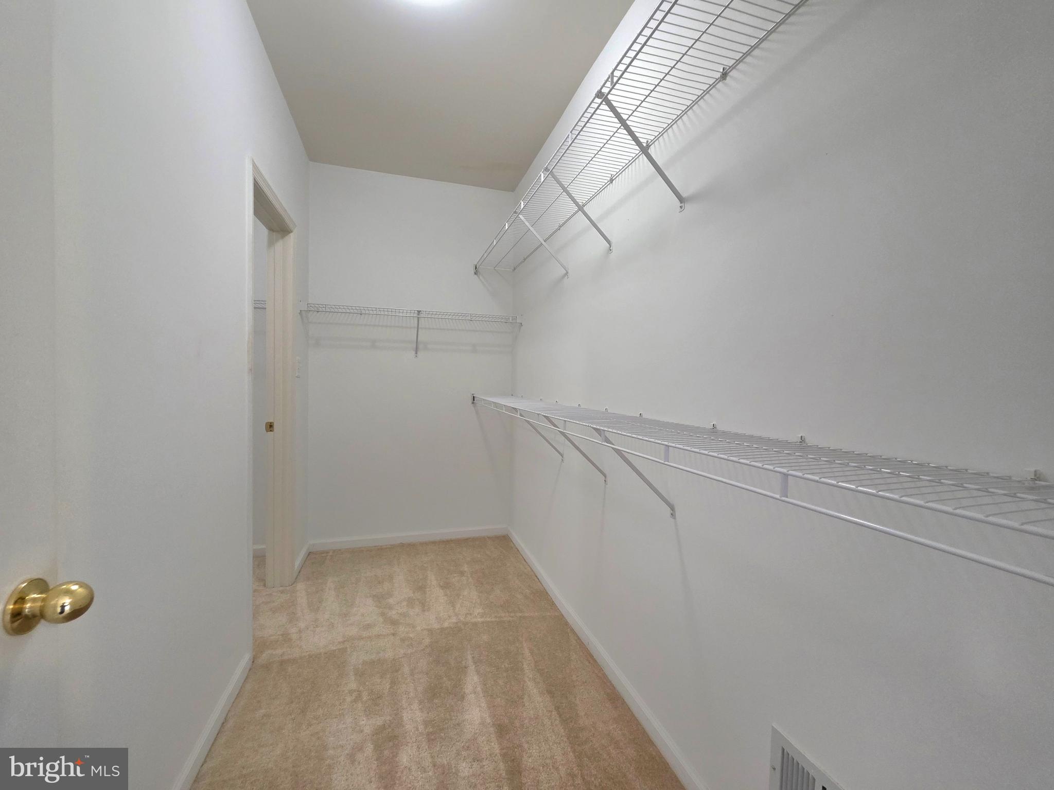 VILLAGE AT LORTON VALLEY - Residential Lease