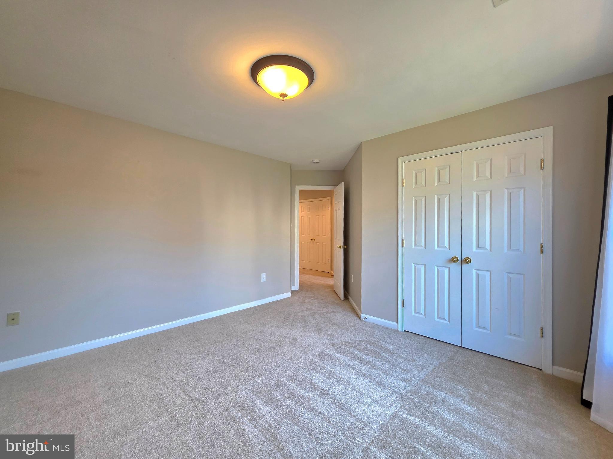 VILLAGE AT LORTON VALLEY - Residential Lease