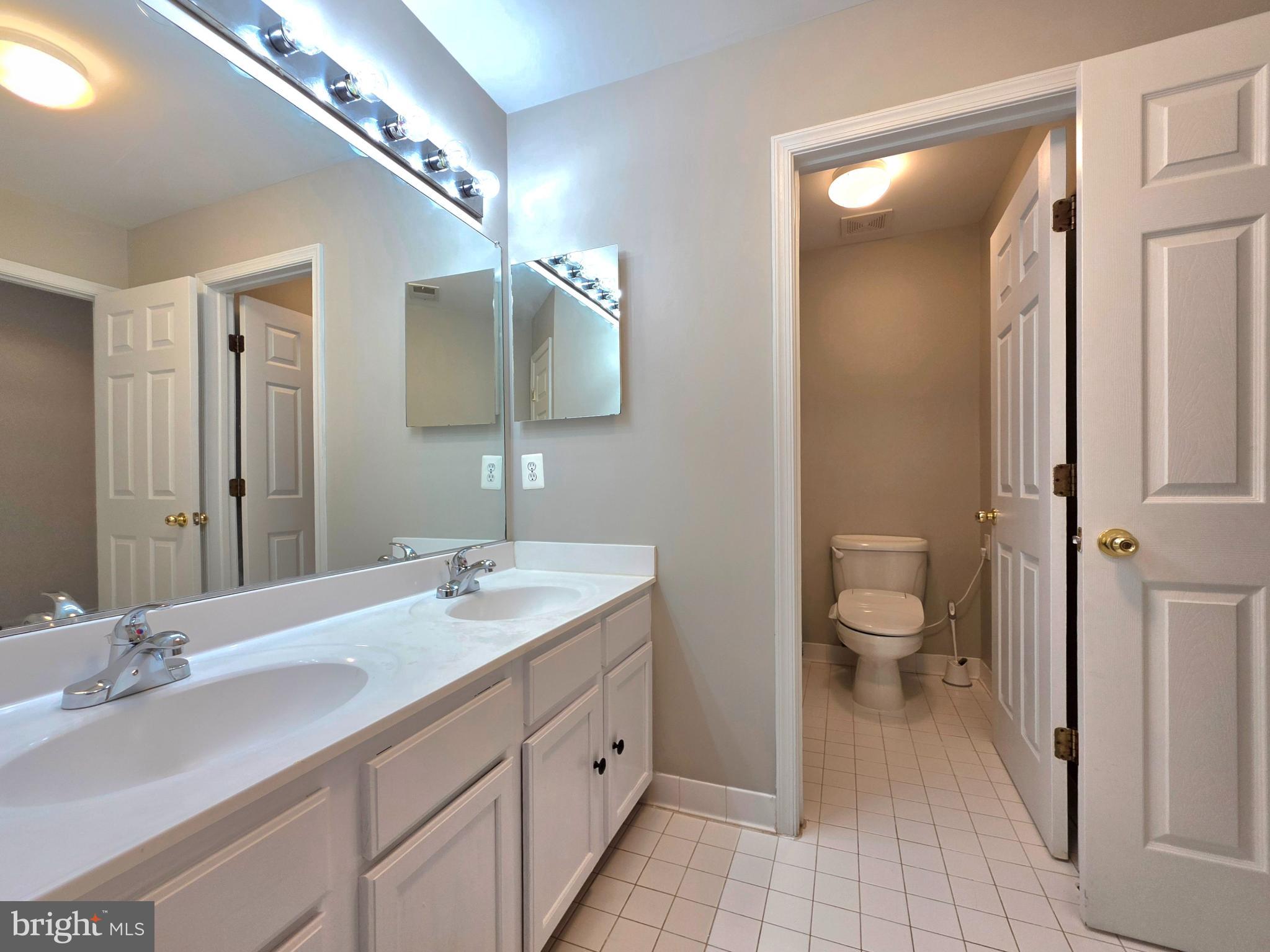 VILLAGE AT LORTON VALLEY - Residential Lease