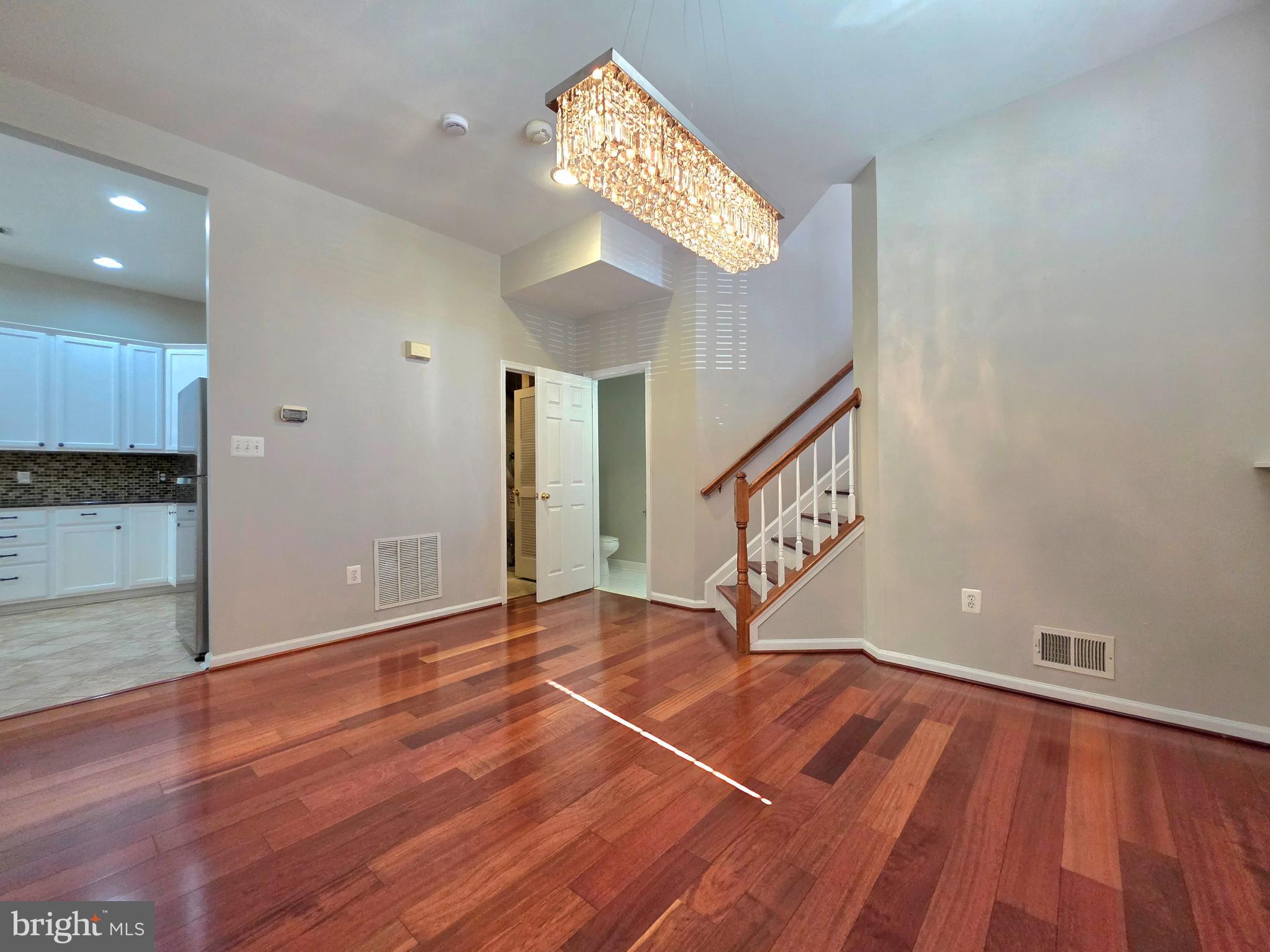 VILLAGE AT LORTON VALLEY - Residential Lease