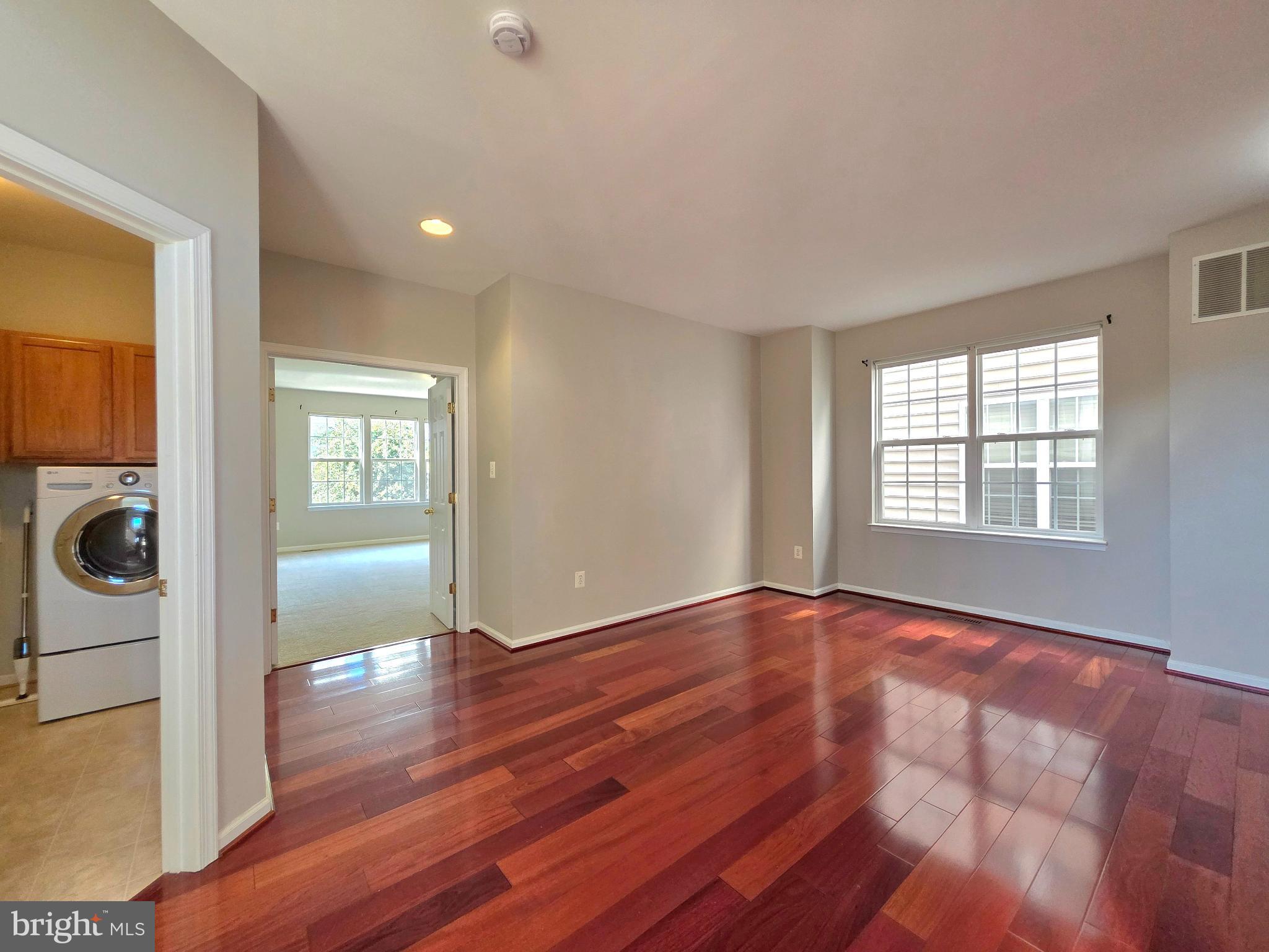 VILLAGE AT LORTON VALLEY - Residential Lease