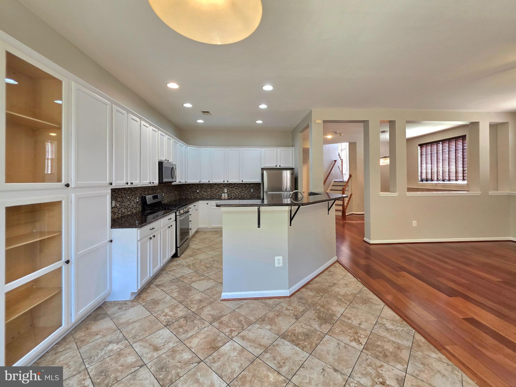 VILLAGE AT LORTON VALLEY - Residential Lease