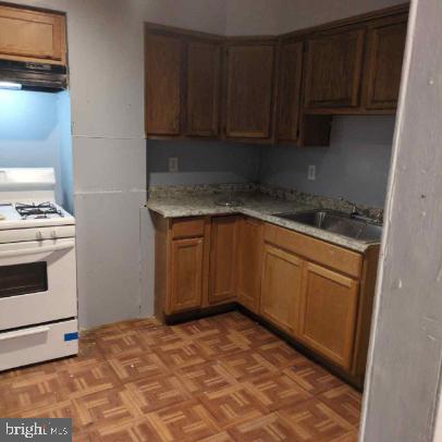 304 E 23RD STREET
