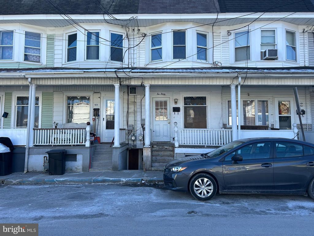 Photo of 1030 W Lynn Street, COAL TOWNSHIP, PA 17866 (MLS # PANU2003012)