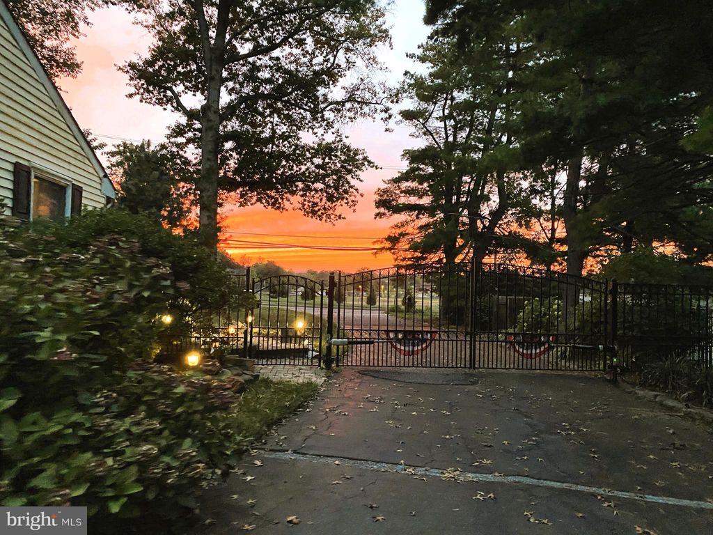 Photo of 1901 Oxford Valley Road, YARDLEY, PA 19067 (MLS # PABU2113220)