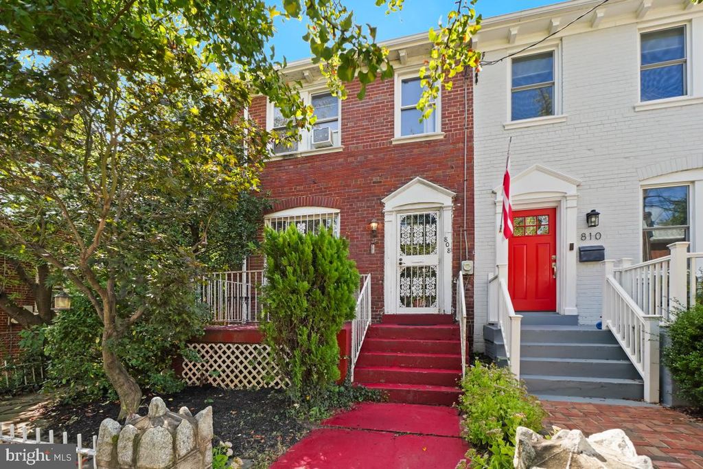 Photo of 808 Somerset Place NW, WASHINGTON, DC 20011 (MLS # DCDC2223176)