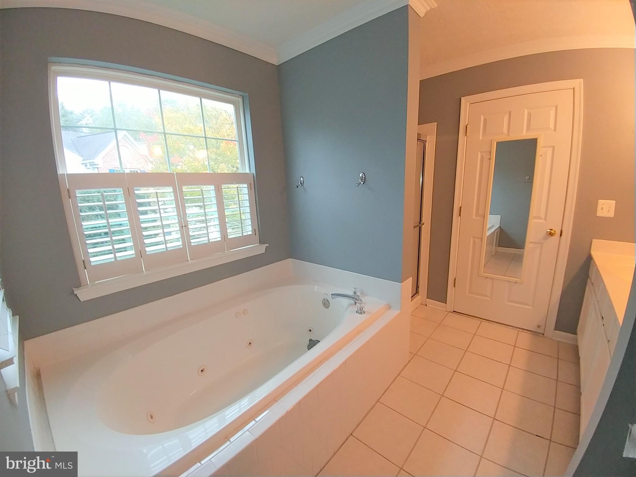 PINEY ORCHARD - Residential Lease