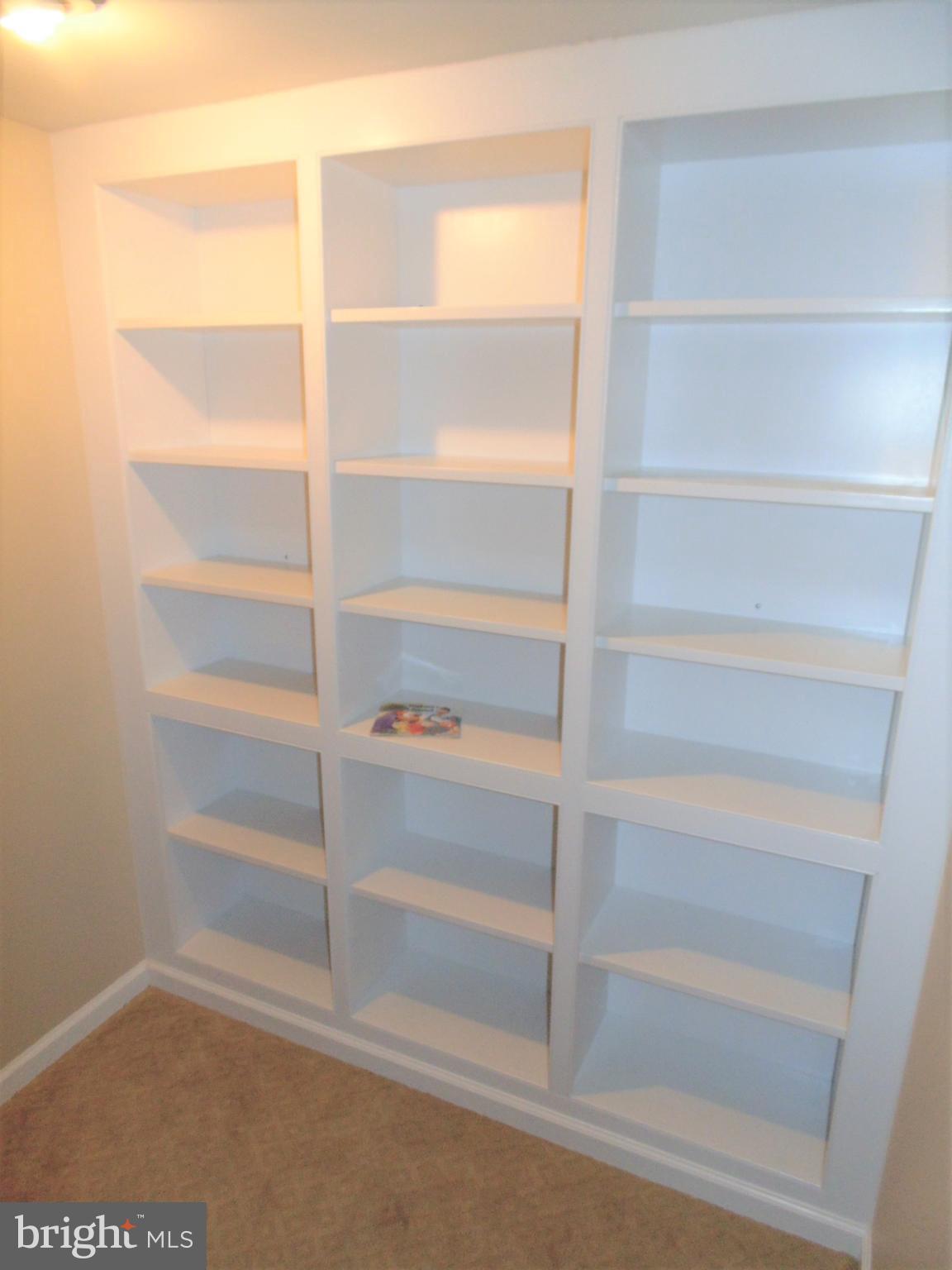 PINEY ORCHARD - Residential Lease