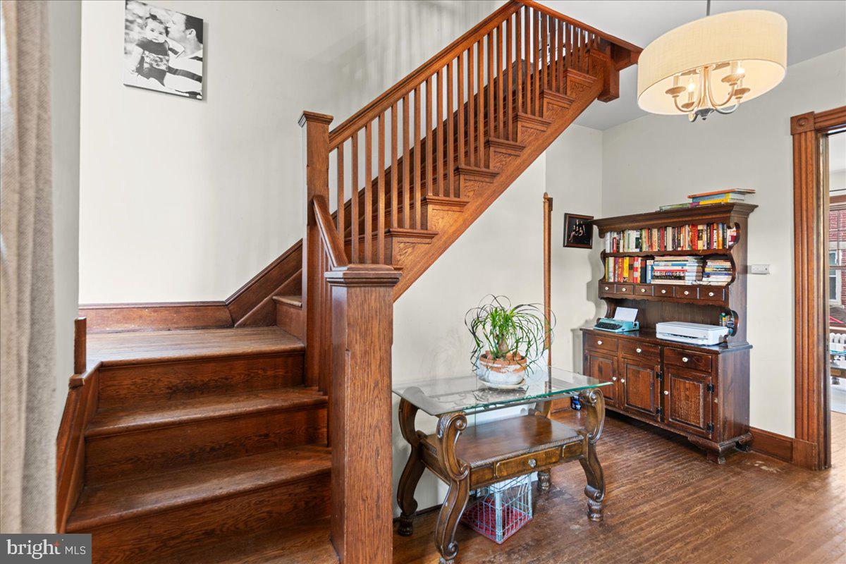 HAGERSTOWN - Residential